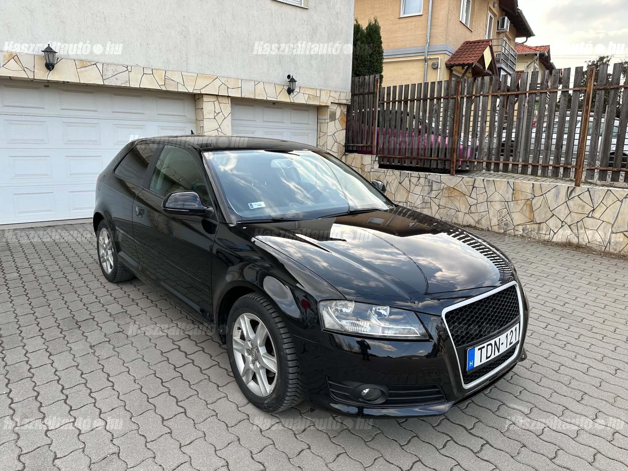 AUDI A3 2010/7 - 1