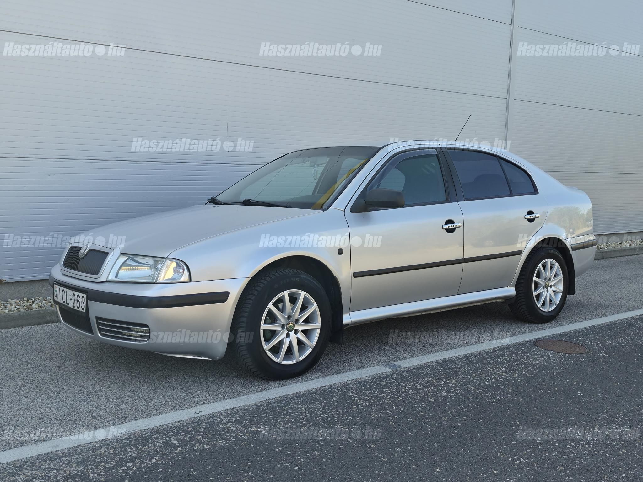 SKODA OCTAVIA 2003/6 - 1