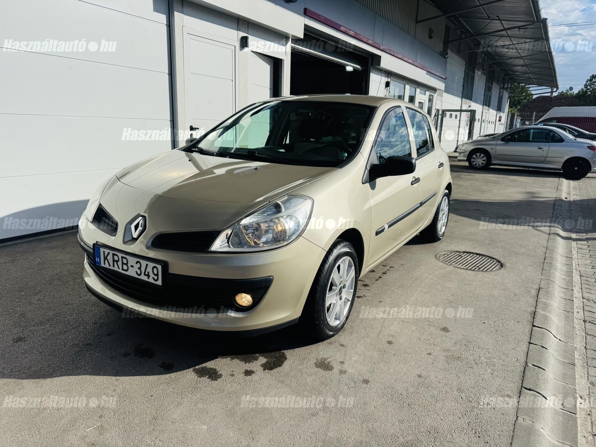 RENAULT CLIO 2007/5 - 1