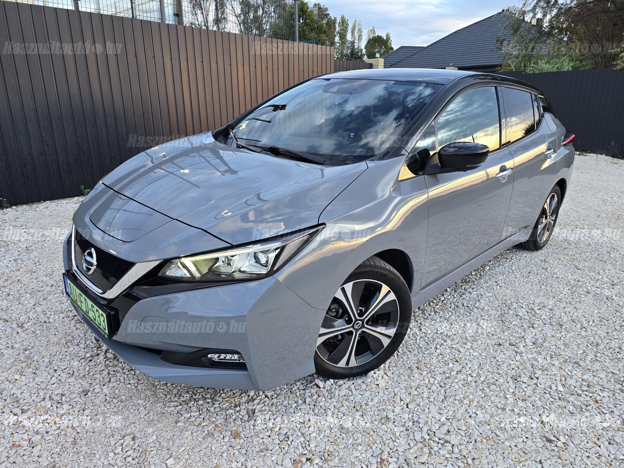NISSAN LEAF 2021/12 - 1