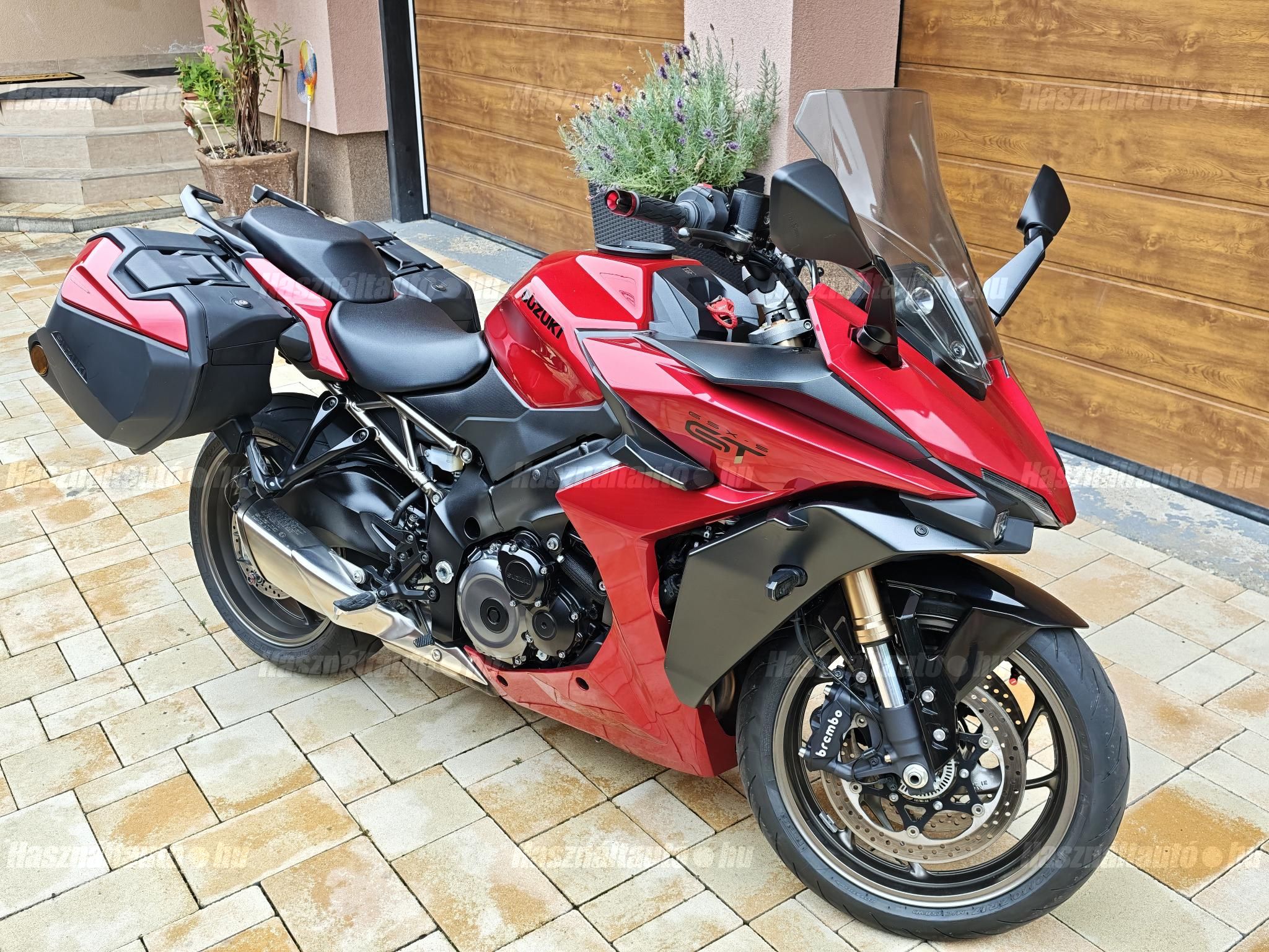 SUZUKI GSX-S 1000 GT 2024/4 - 1