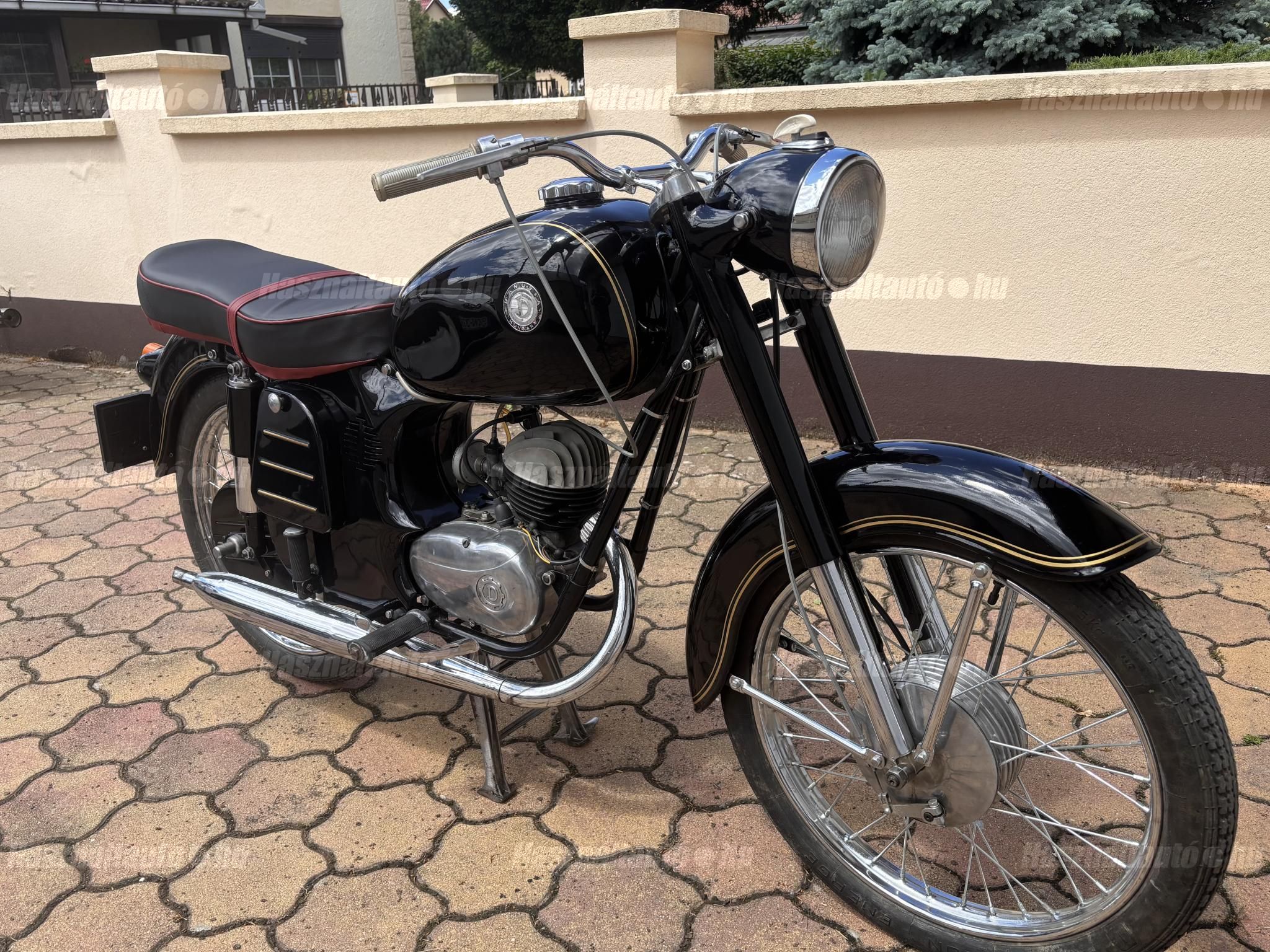 DANUVIA DV-125 1964 - 1
