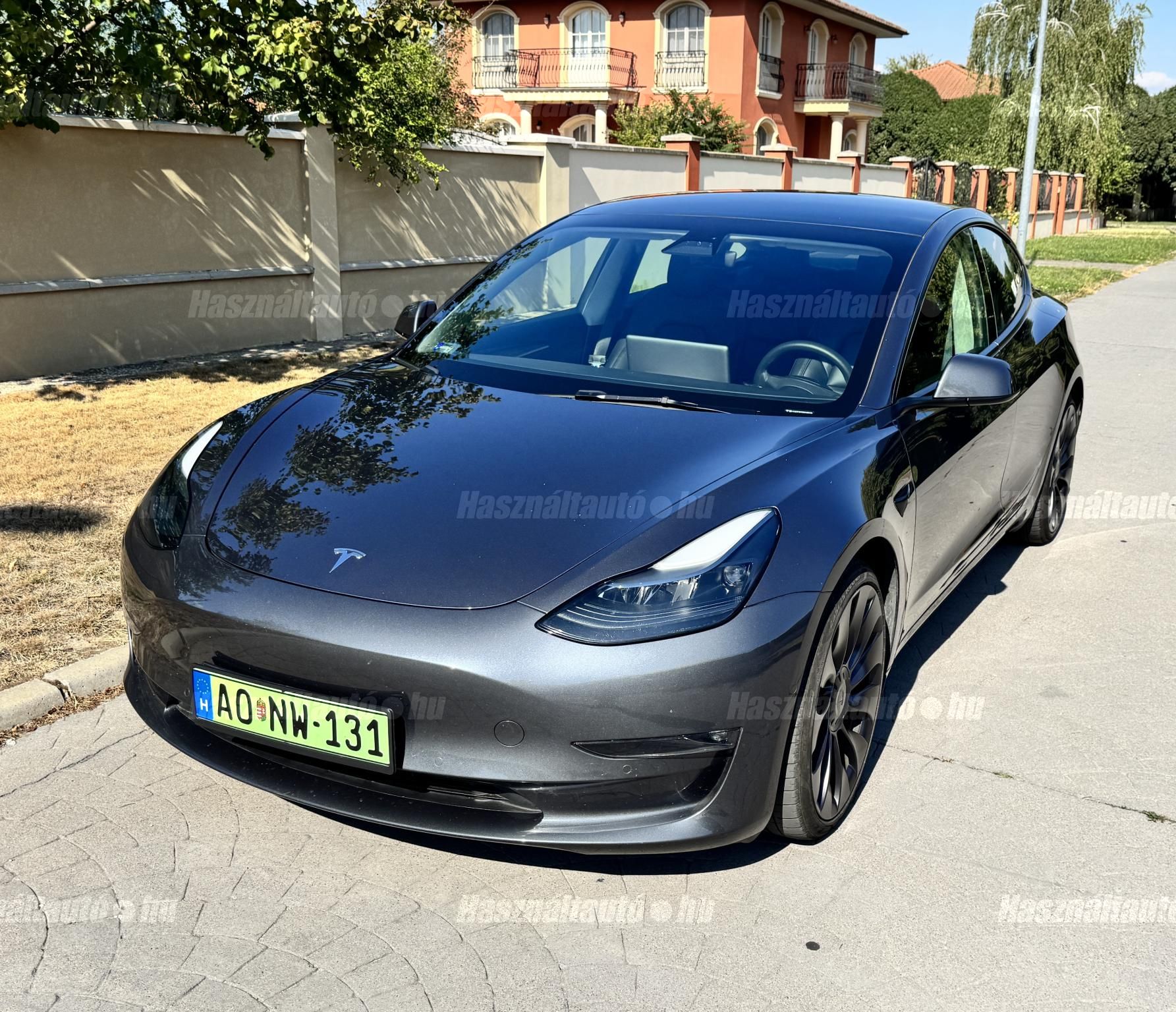 TESLA MODEL 3 2021/6 - 1
