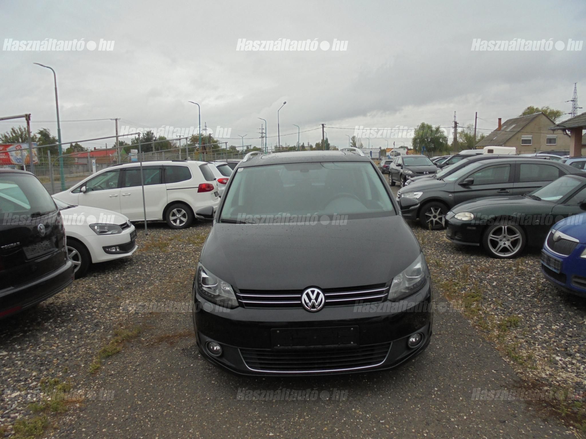 VOLKSWAGEN TOURAN 2012/10 - 1