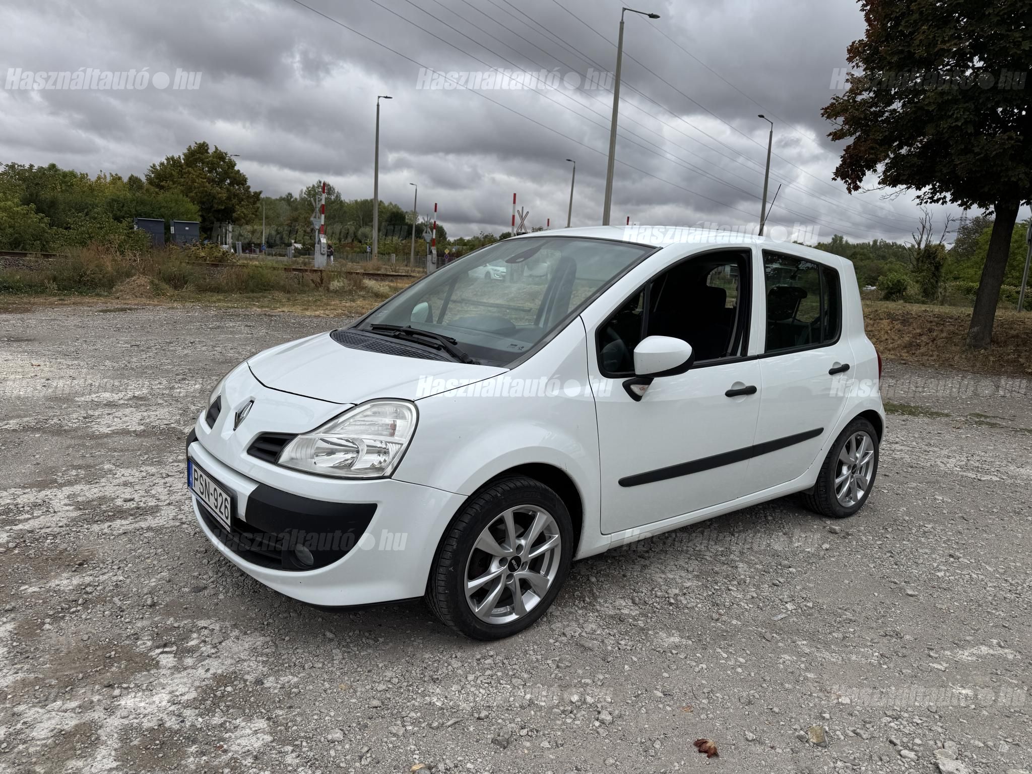 RENAULT MODUS 2008/8 - 1