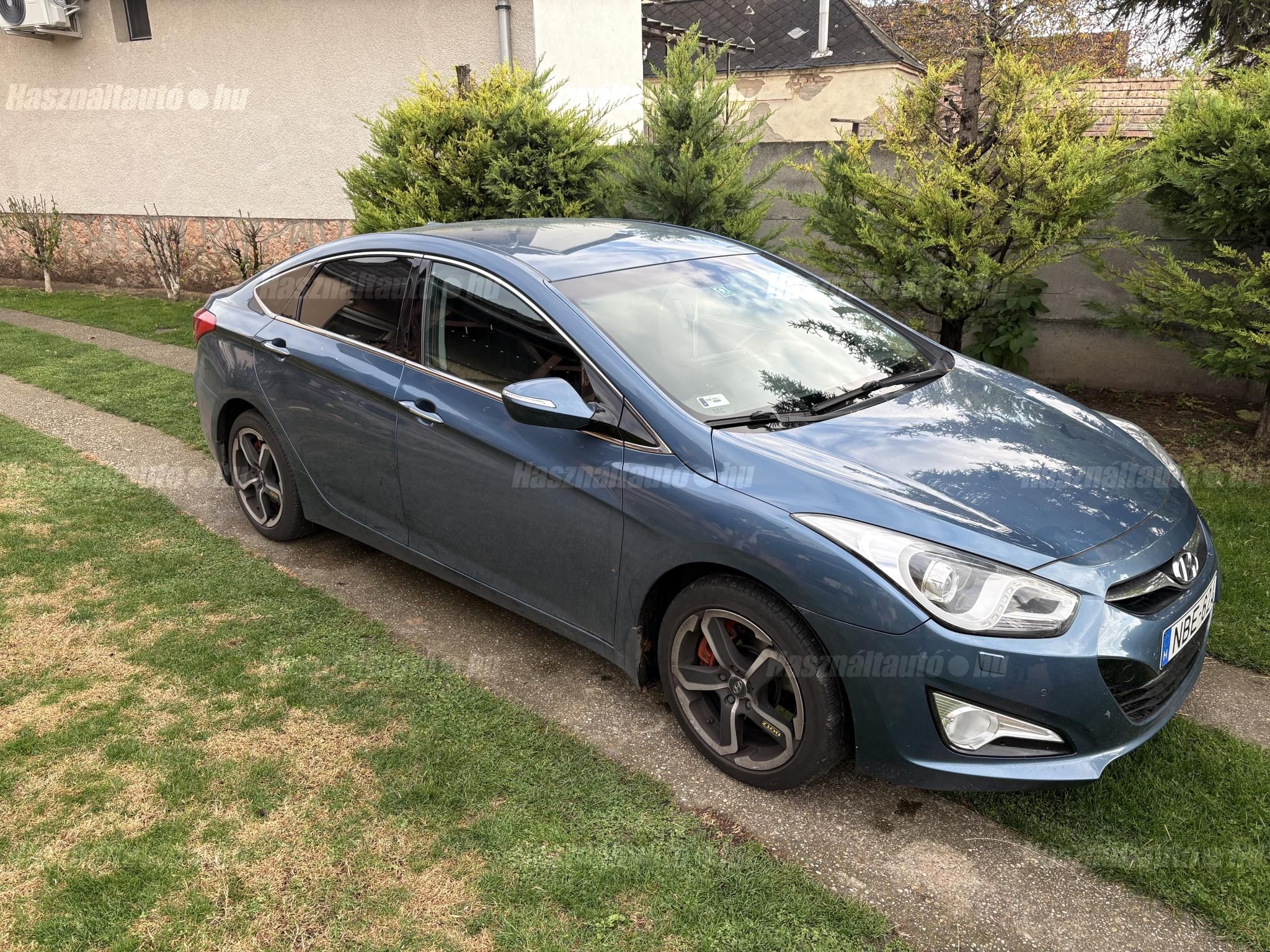HYUNDAI I40 2012/11 - 1