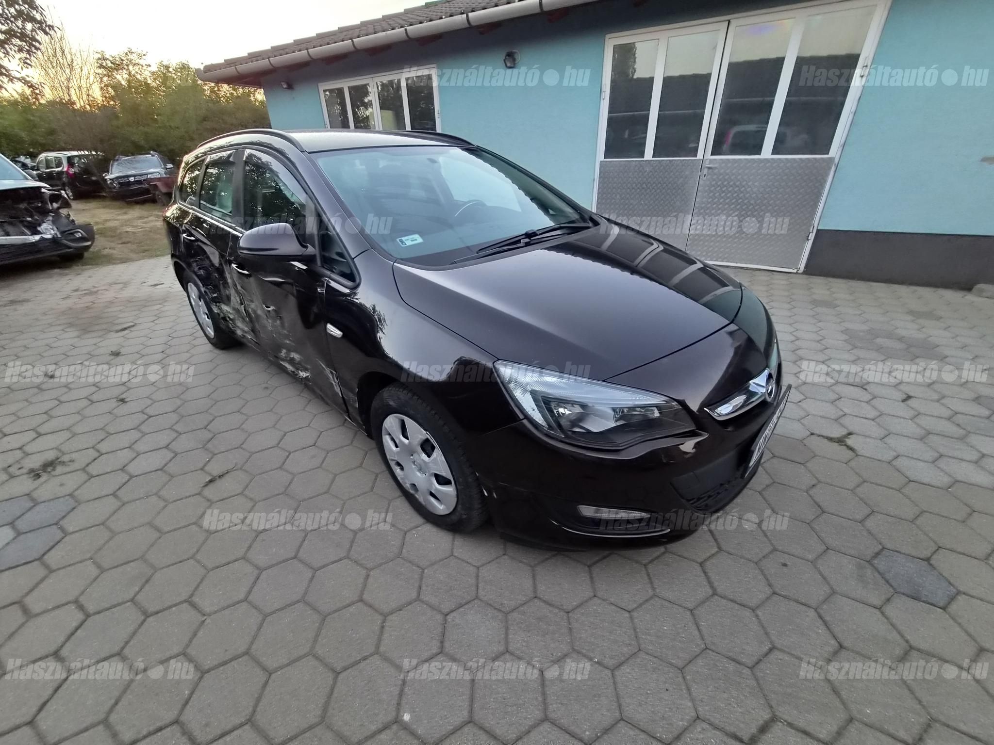 OPEL ASTRA J 2014/9 - 1