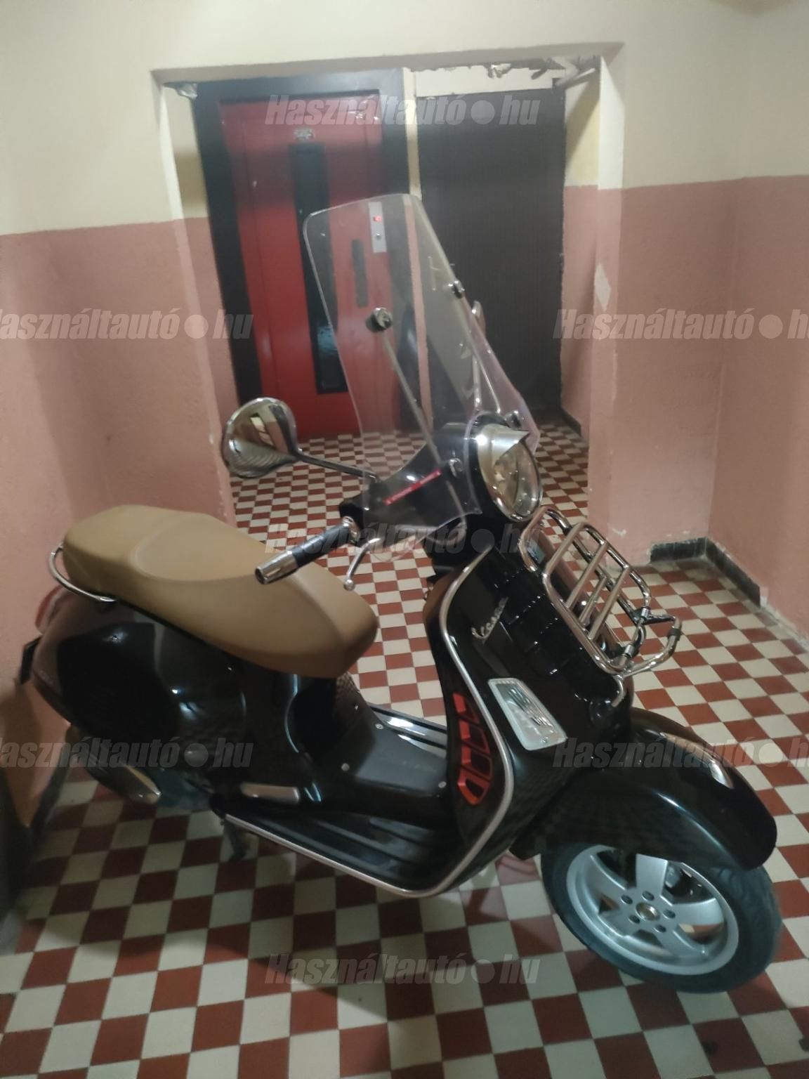 VESPA GTS 2017/5 - 1