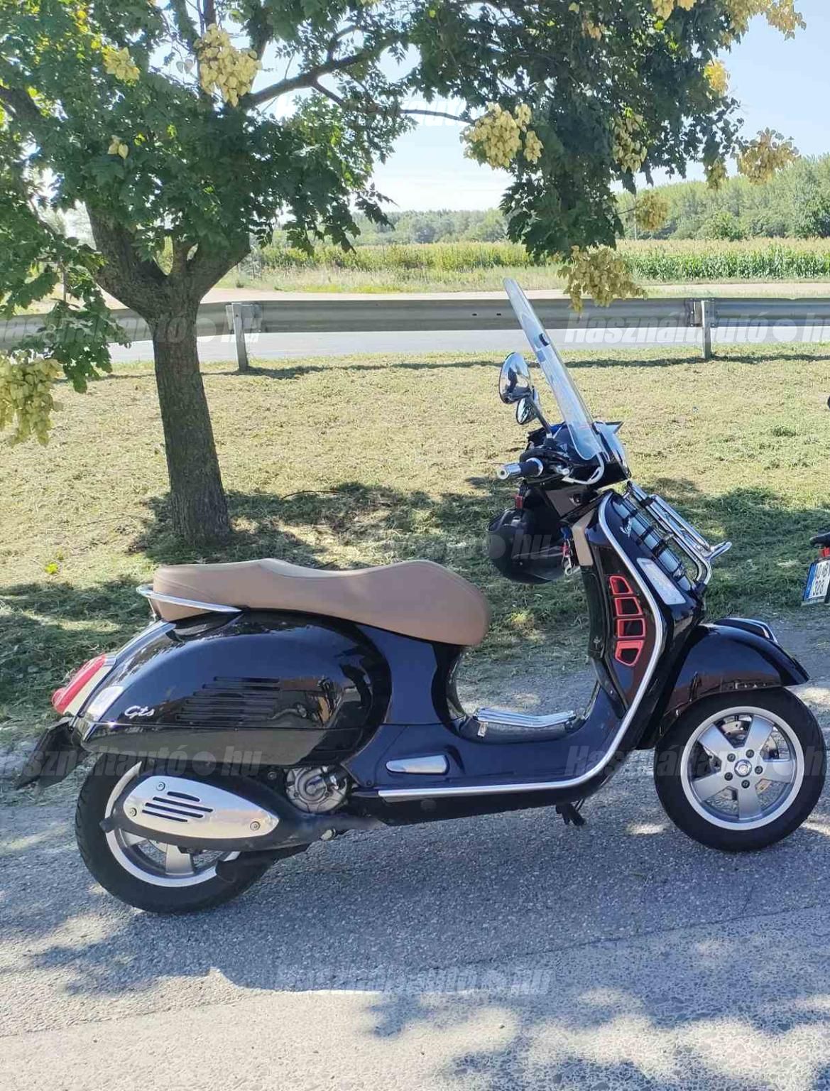VESPA GTS 2017/5 - 1