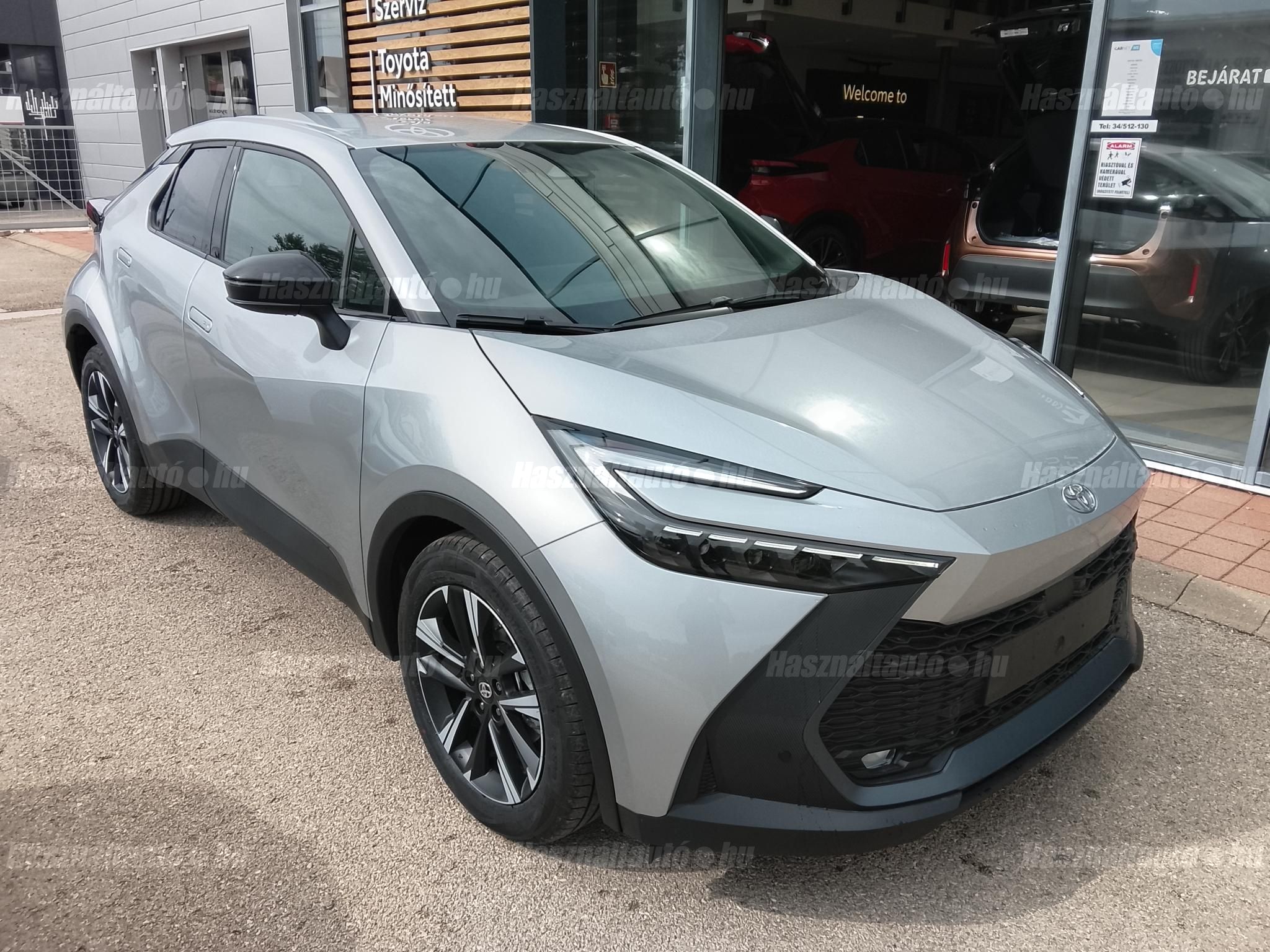 TOYOTA C-HR 2026 - 1