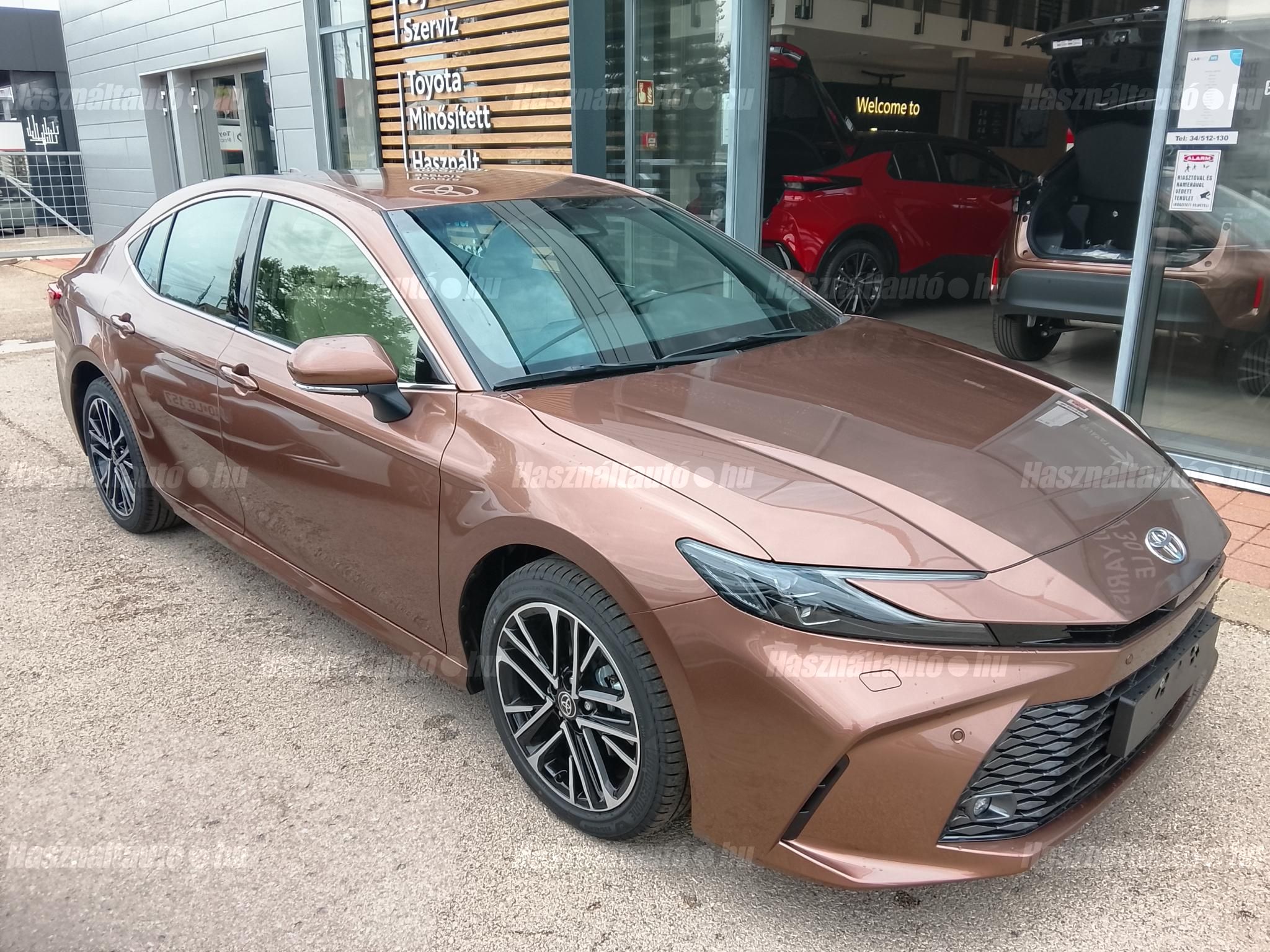 TOYOTA CAMRY 2026 - 1