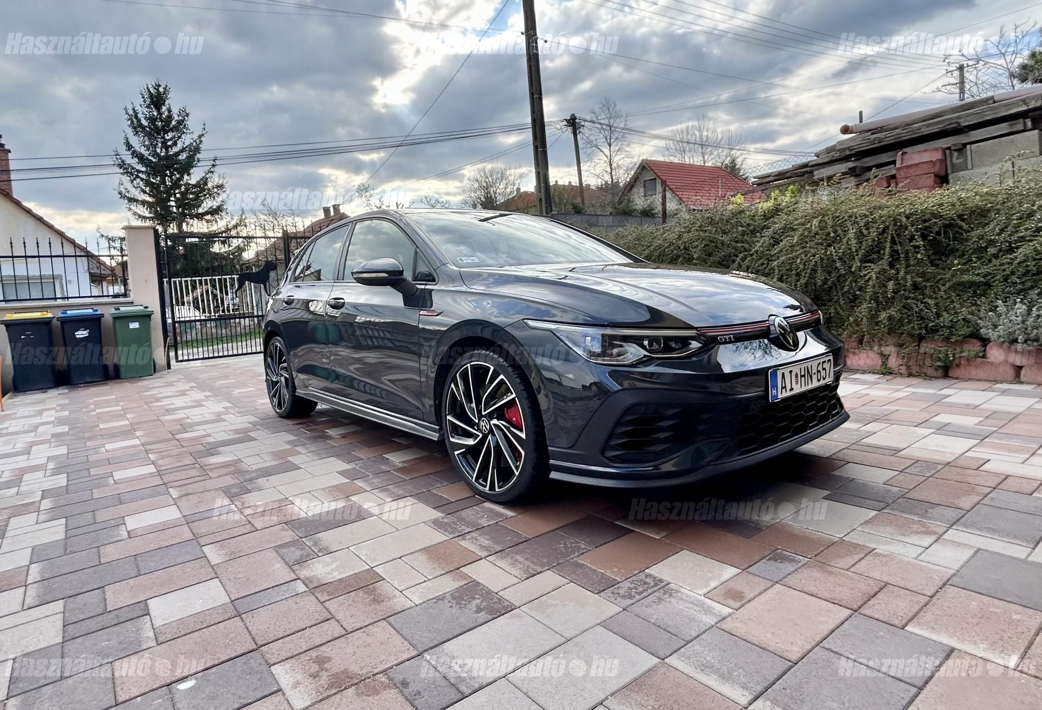 VOLKSWAGEN GOLF VIII 2022 - 1