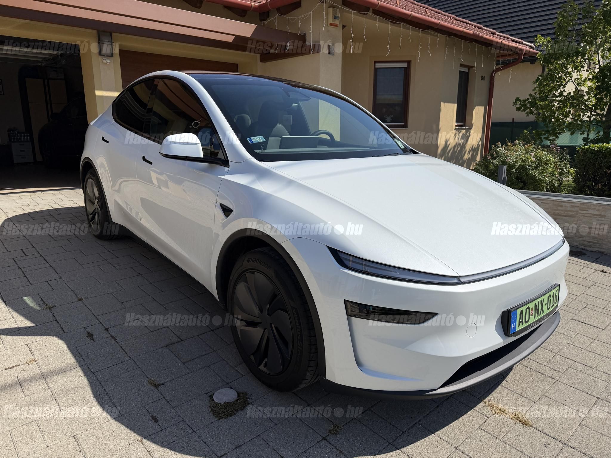 TESLA MODEL Y 2026/3 - 1