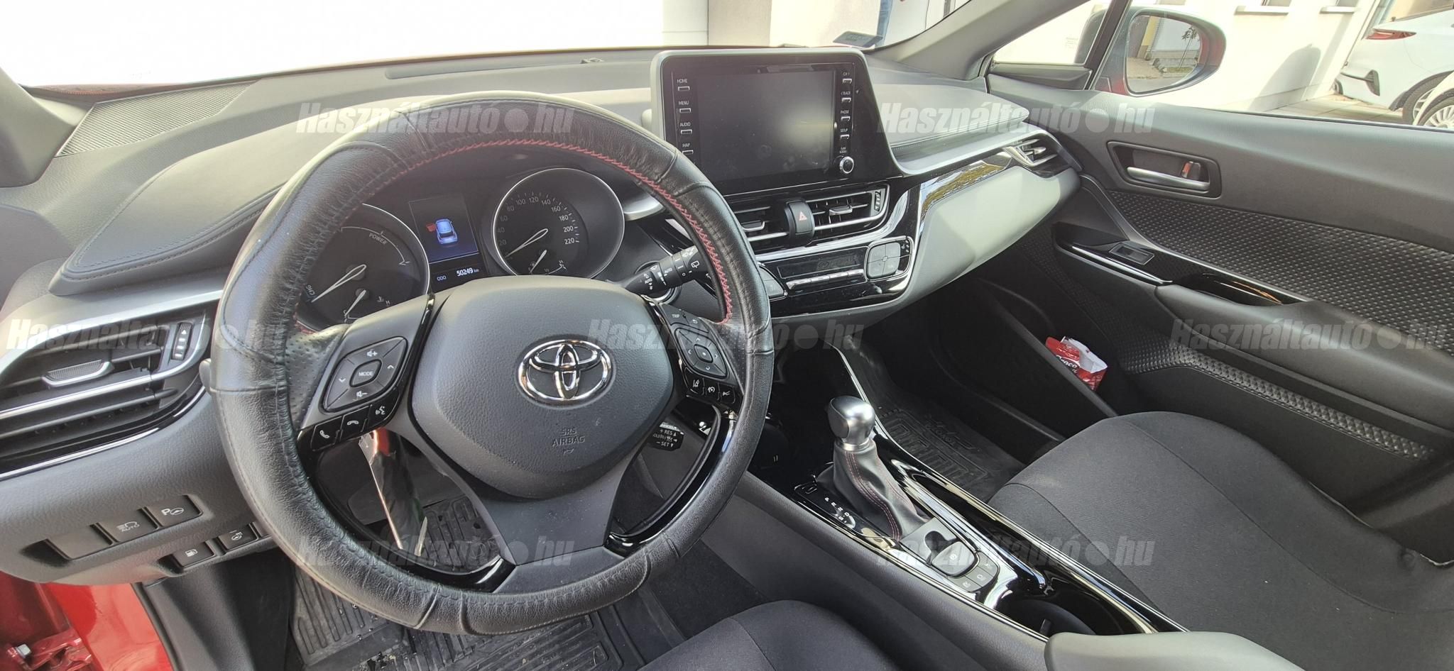 TOYOTA C-HR 2021/11 - 1
