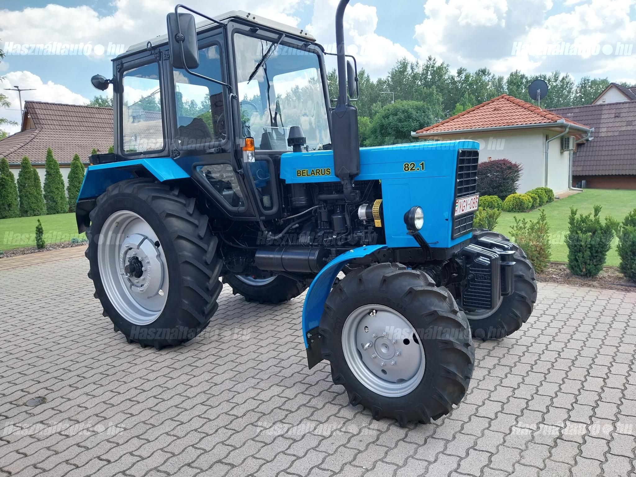 MTZ 2001/5 - 1