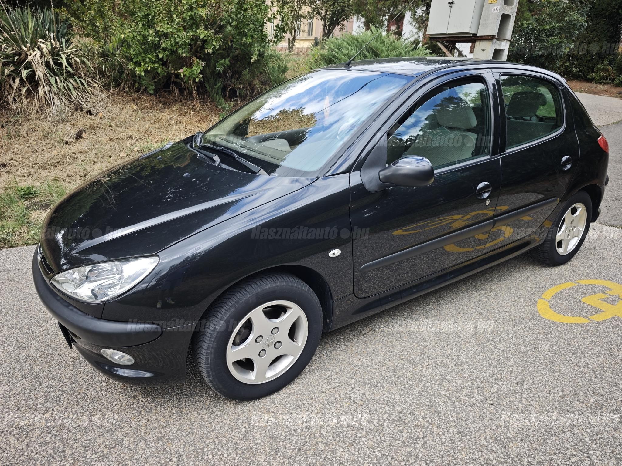 PEUGEOT 206 2005/10 - 1