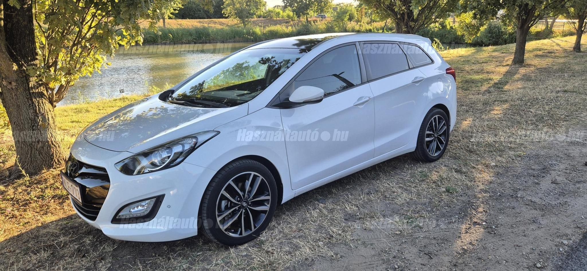 HYUNDAI I30 2013/10 - 1