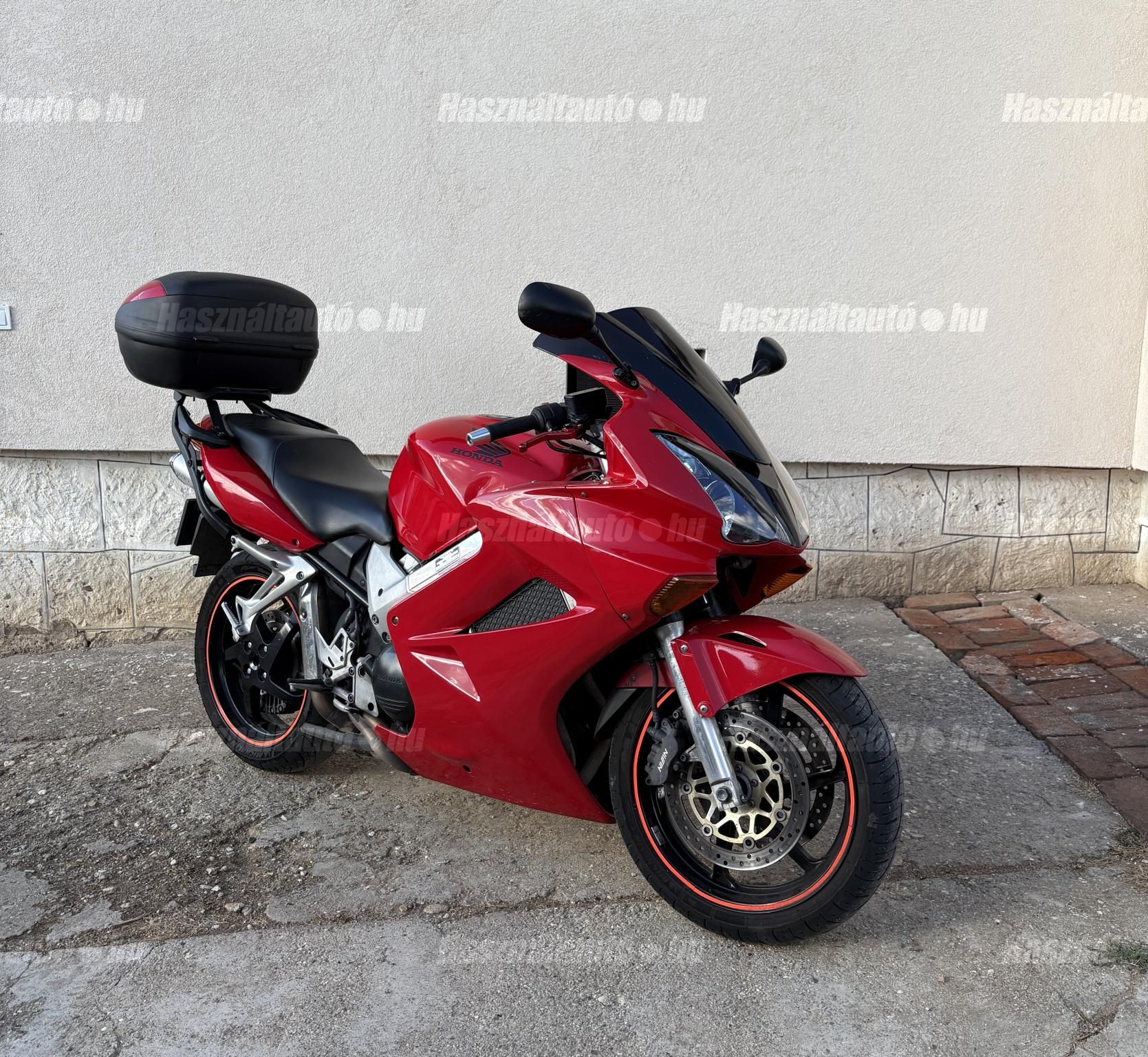 HONDA VFR 800 2003/7 - 1