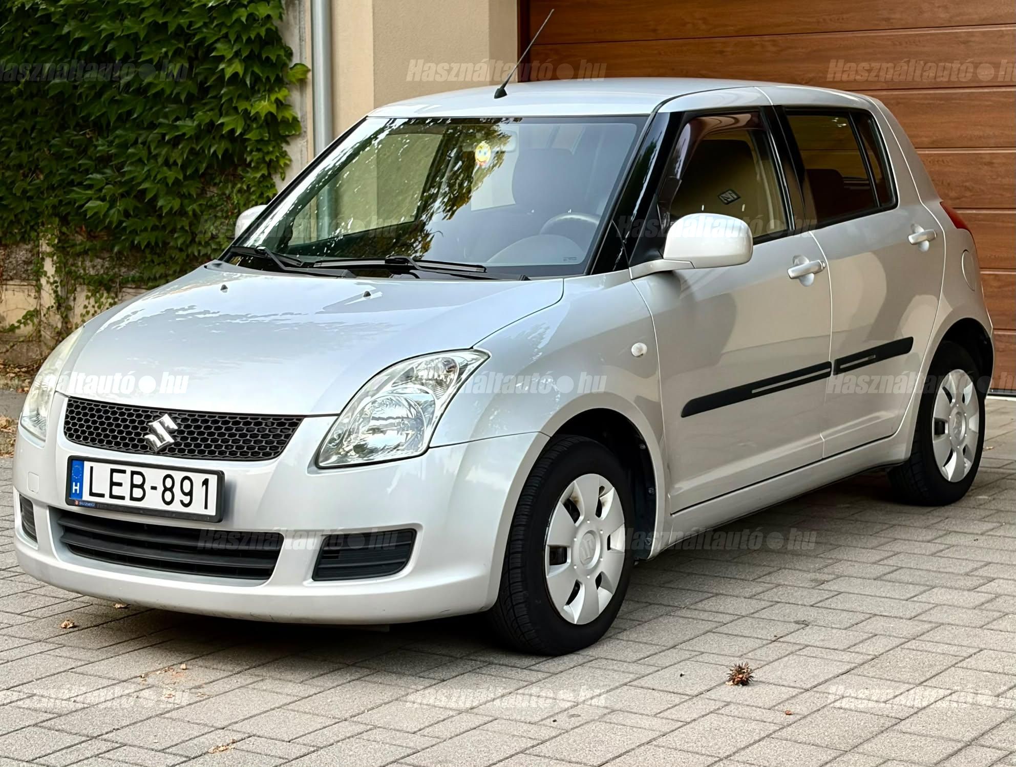 SUZUKI SWIFT 2008/7 - 1