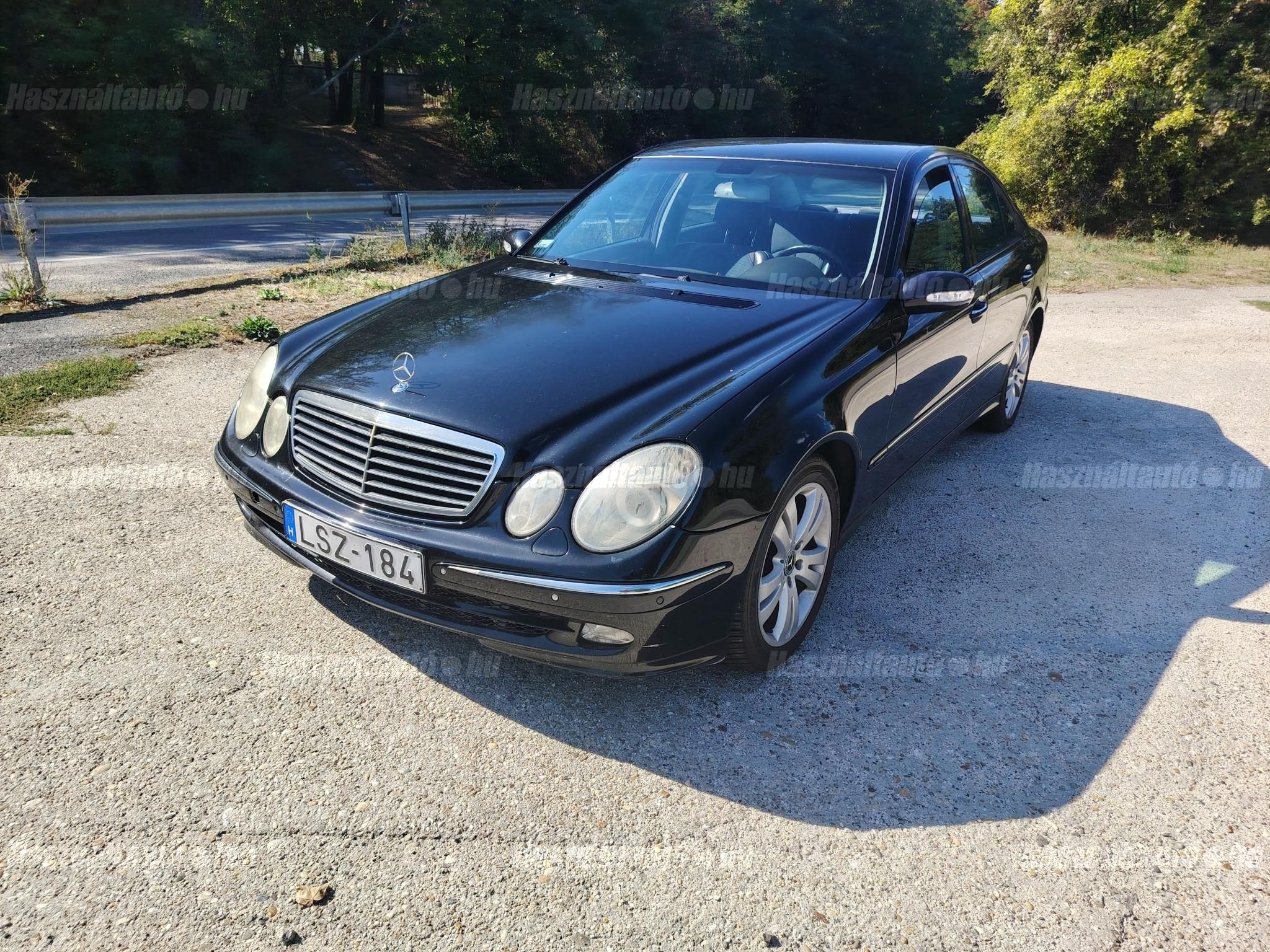 MERCEDES-BENZ E 270 2002/12 - 1