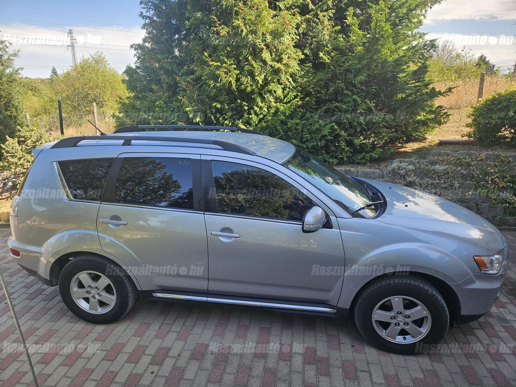 MITSUBISHI OUTLANDER 2012/6 - 1