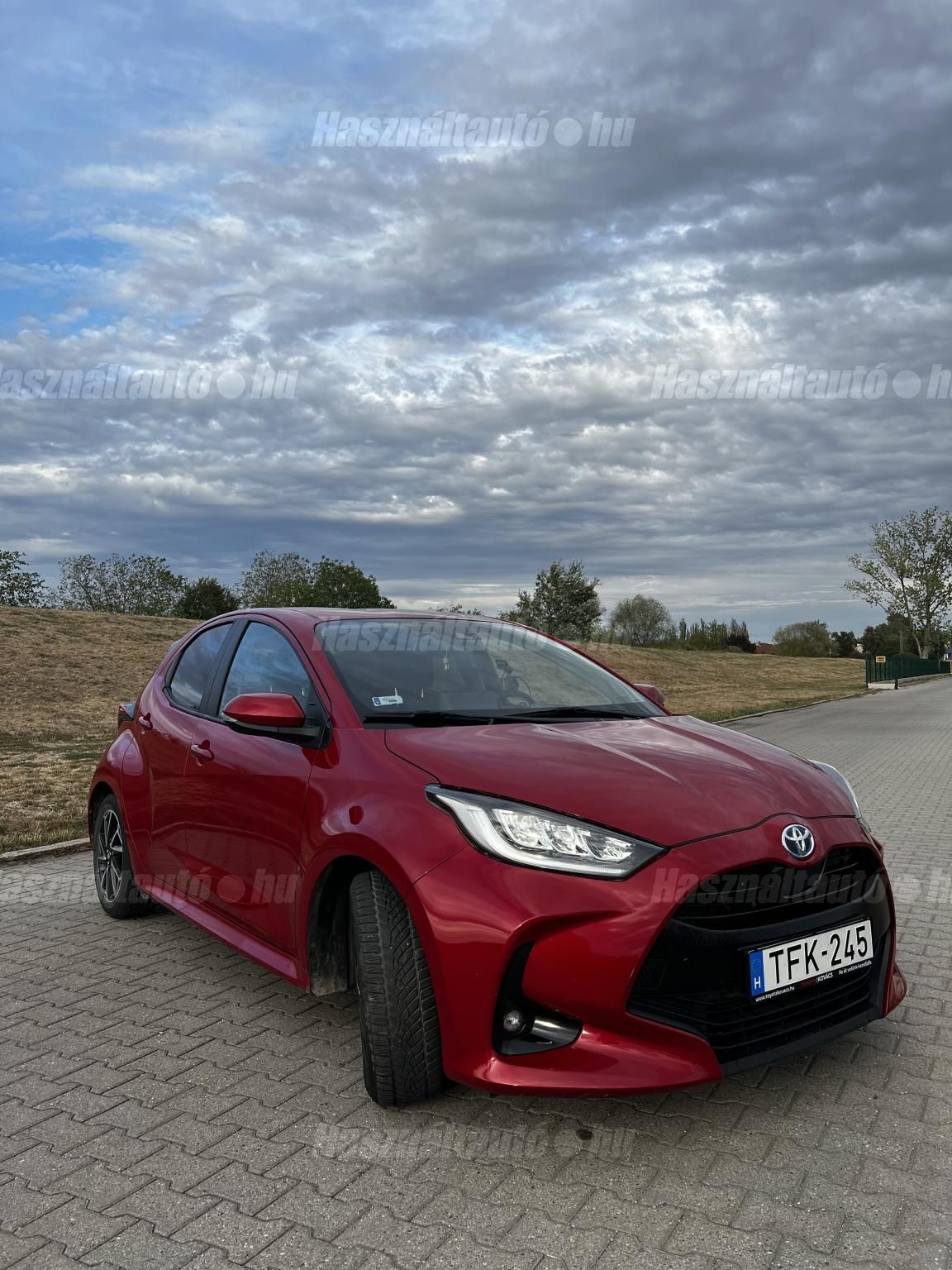 TOYOTA YARIS 2022/4 - 1