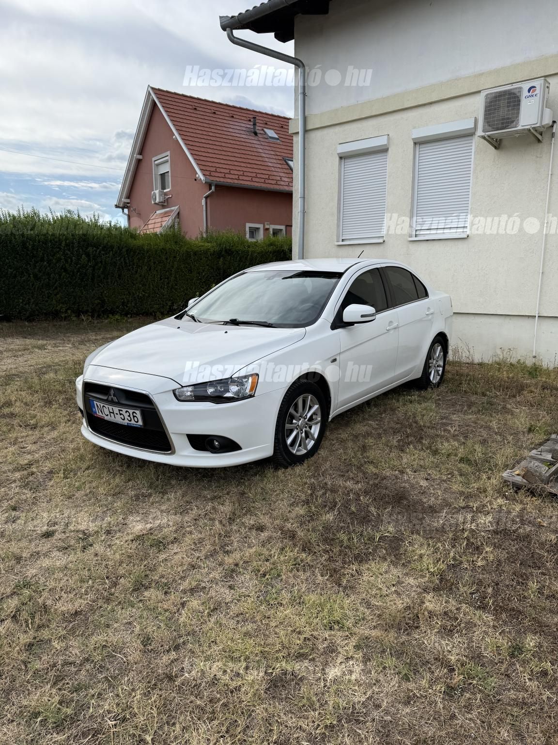 MITSUBISHI LANCER 2015/10 - 1