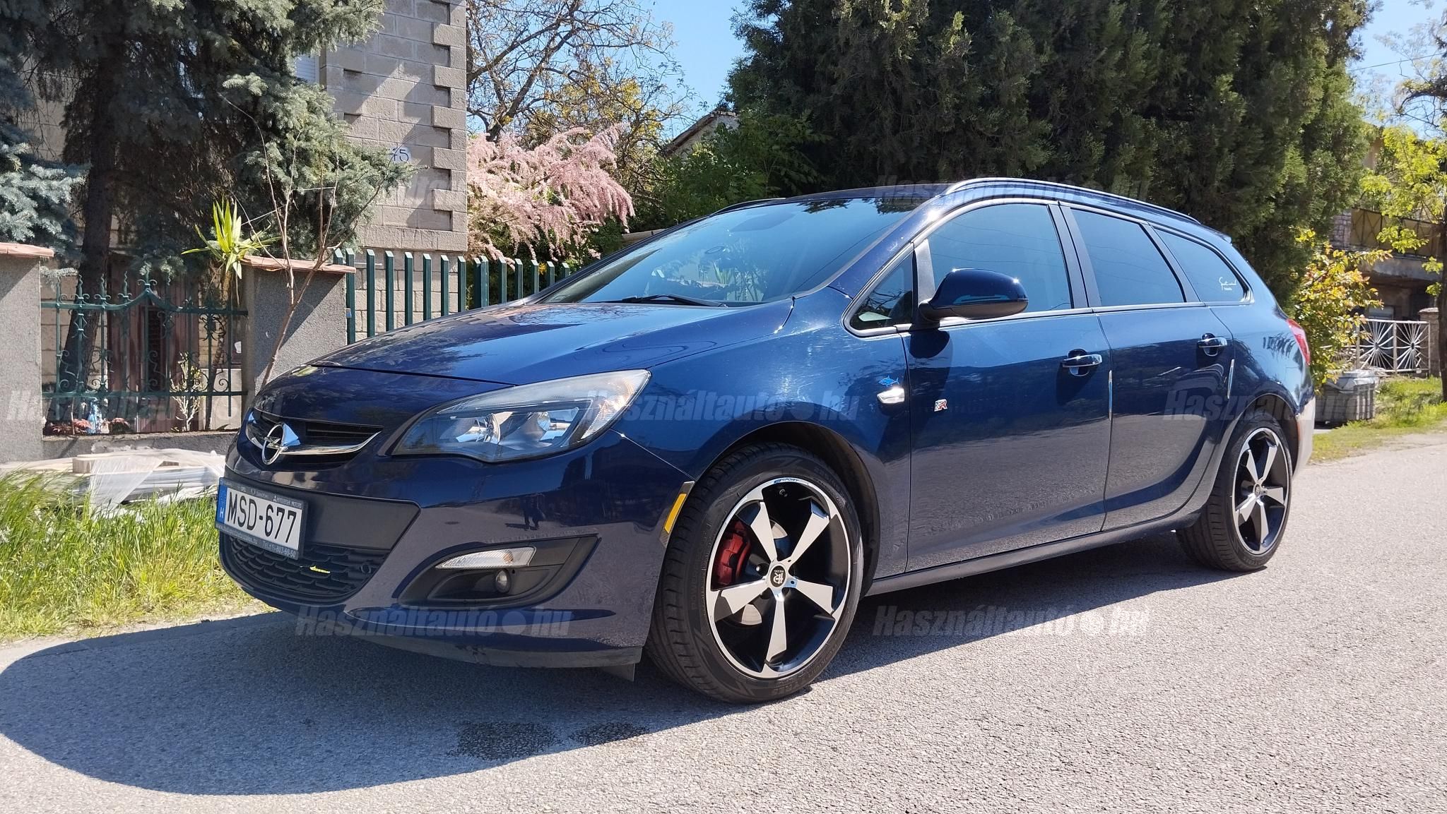 OPEL ASTRA J 2014/4 - 1