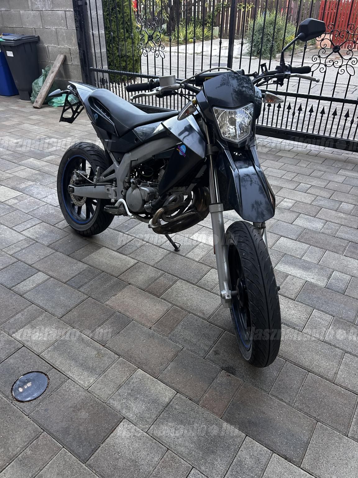 APRILIA SX 50 2013 - 1