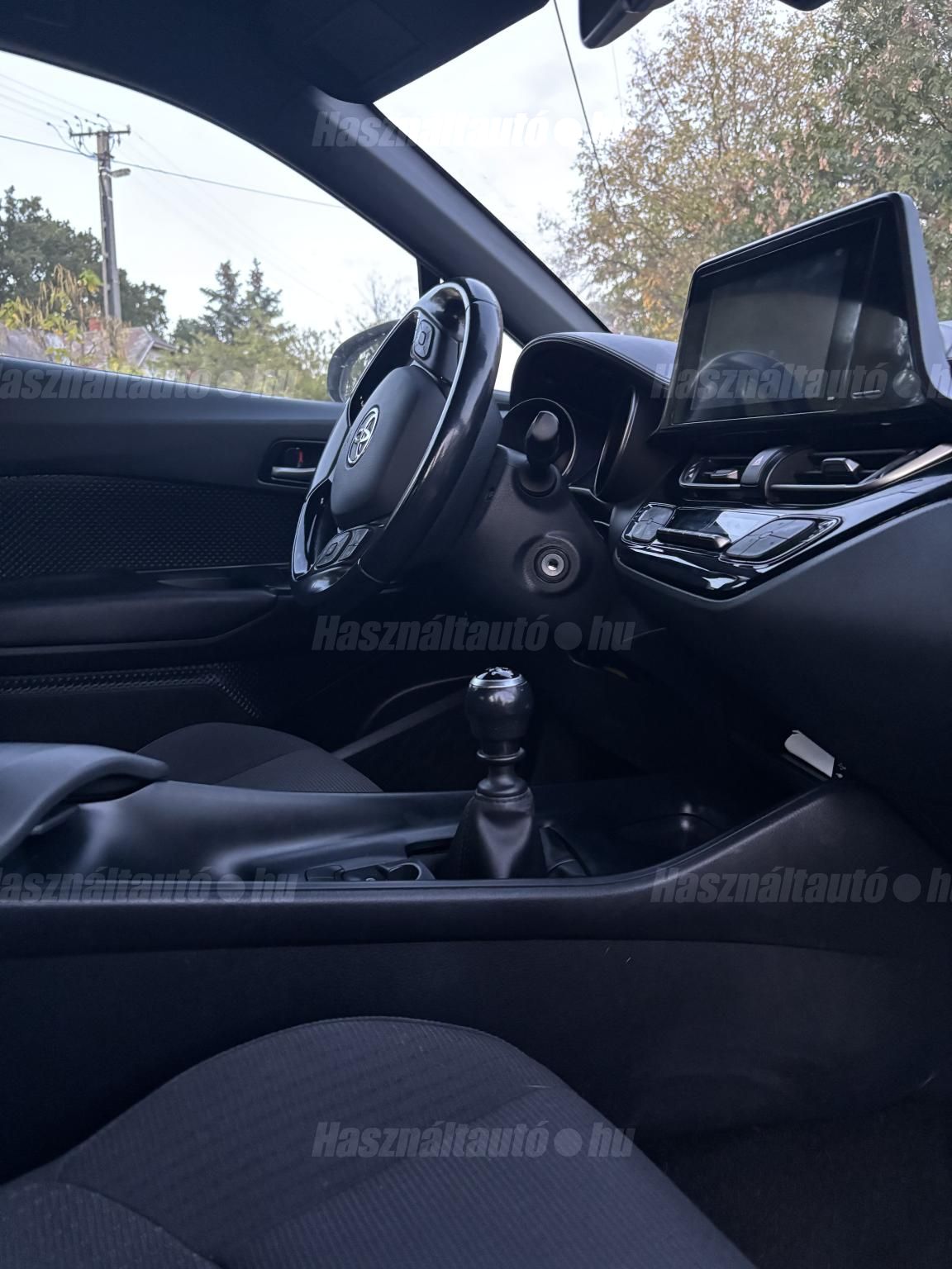 TOYOTA C-HR 2019/11 - 1