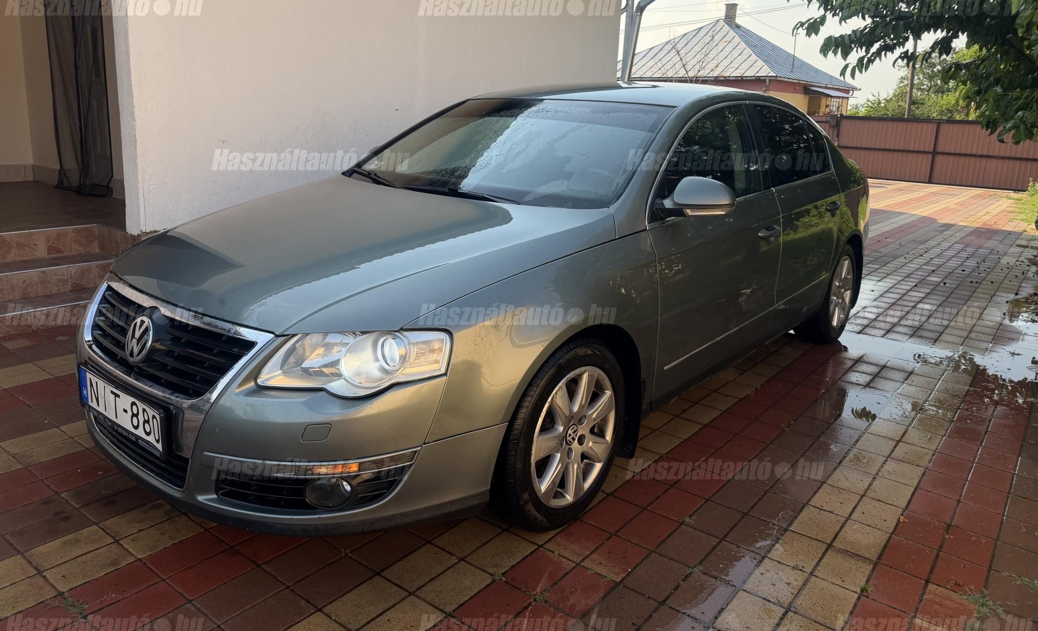 VOLKSWAGEN PASSAT 2005/4 - 1