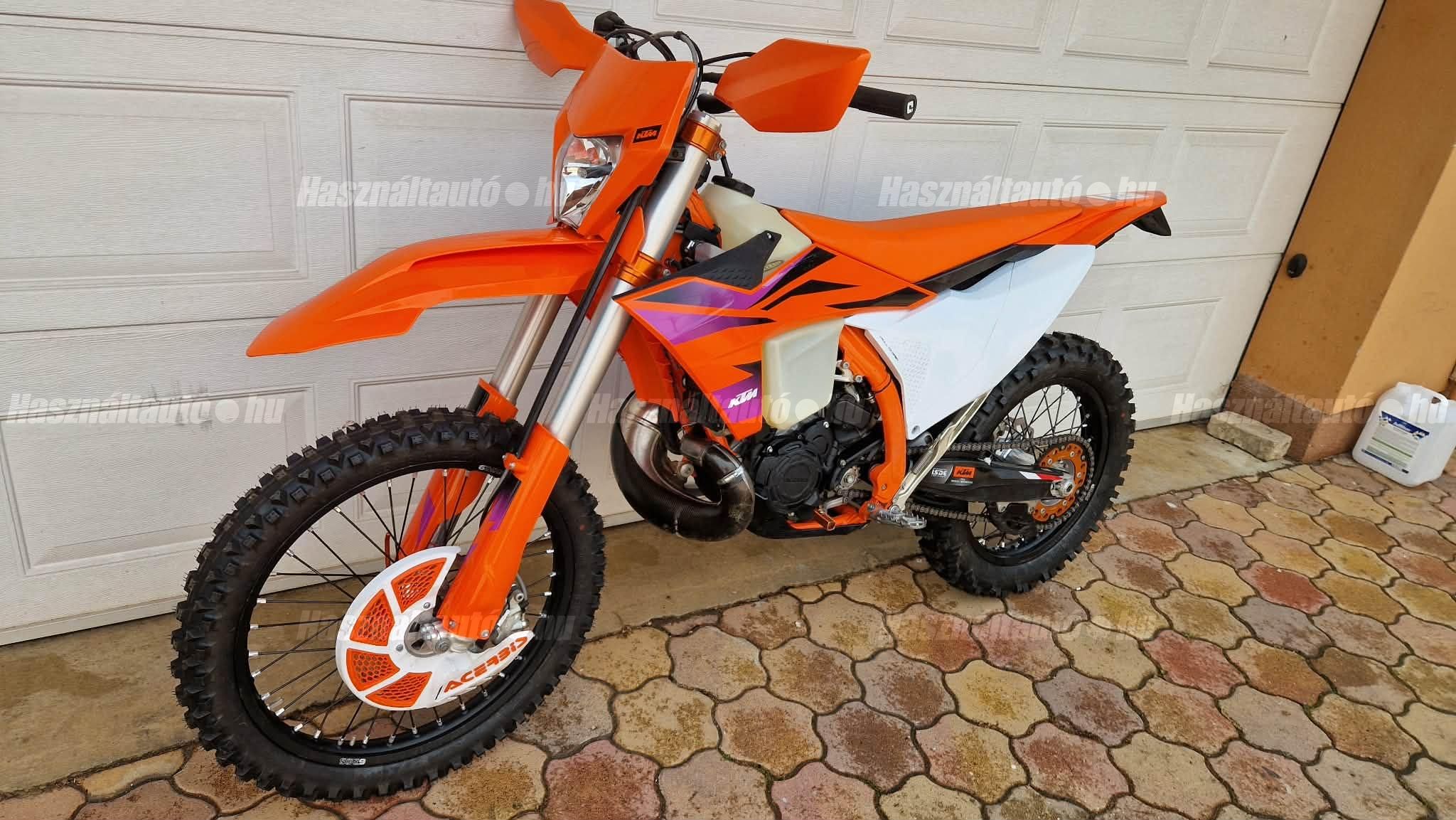 KTM 300 EXC 2024/11 - 1