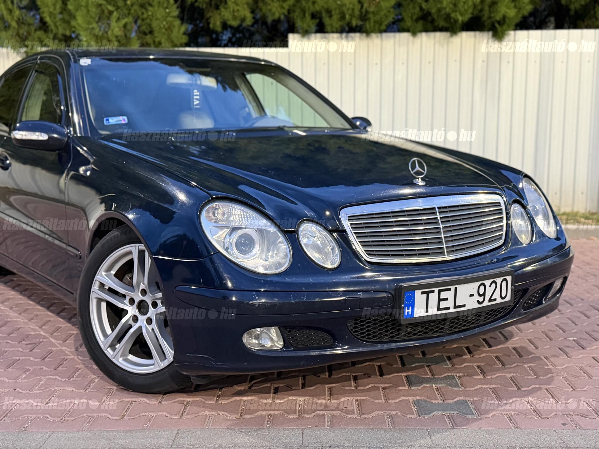 MERCEDES-BENZ E 220 2003 - 1