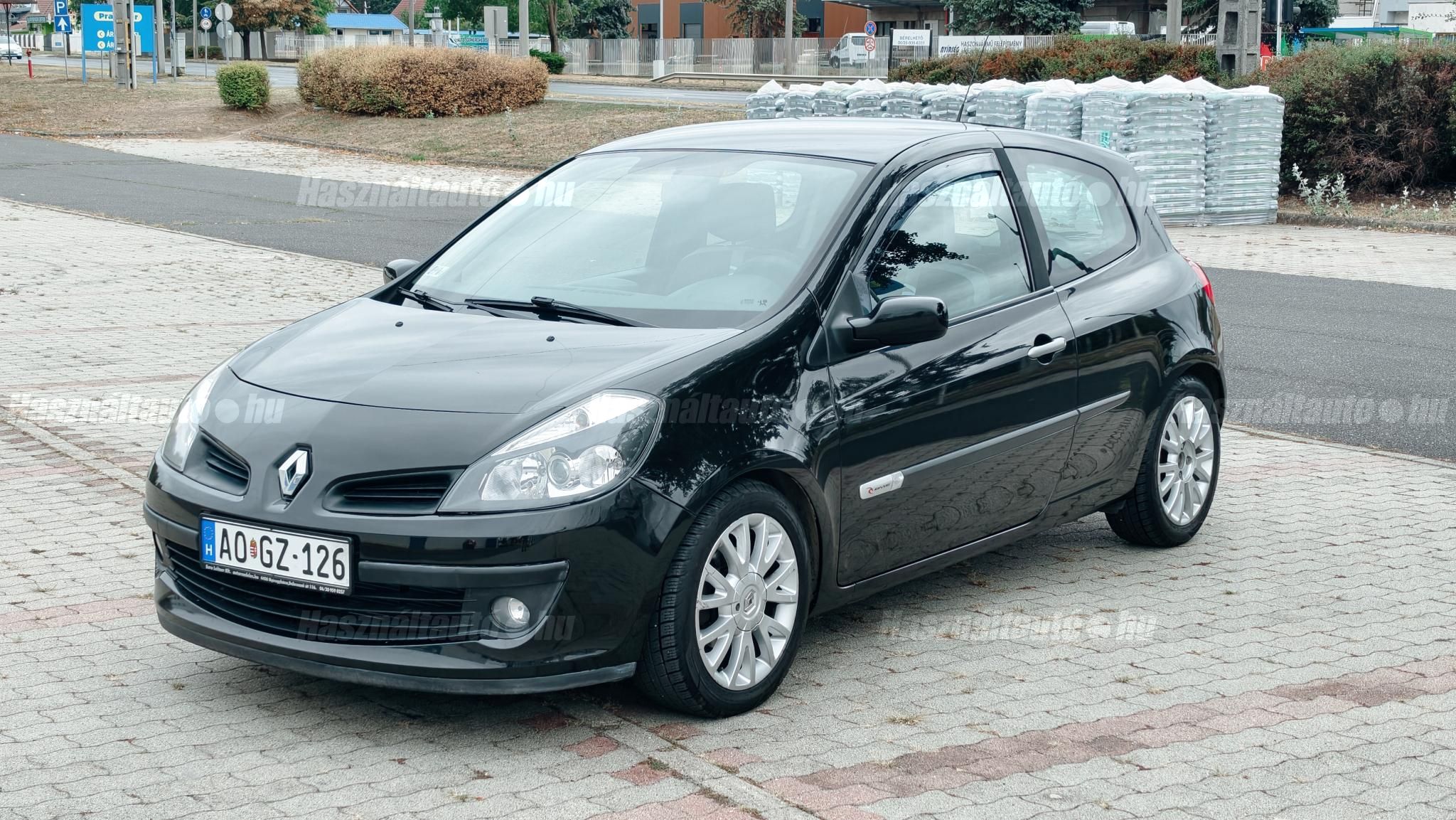 RENAULT CLIO 2008/9 - 1