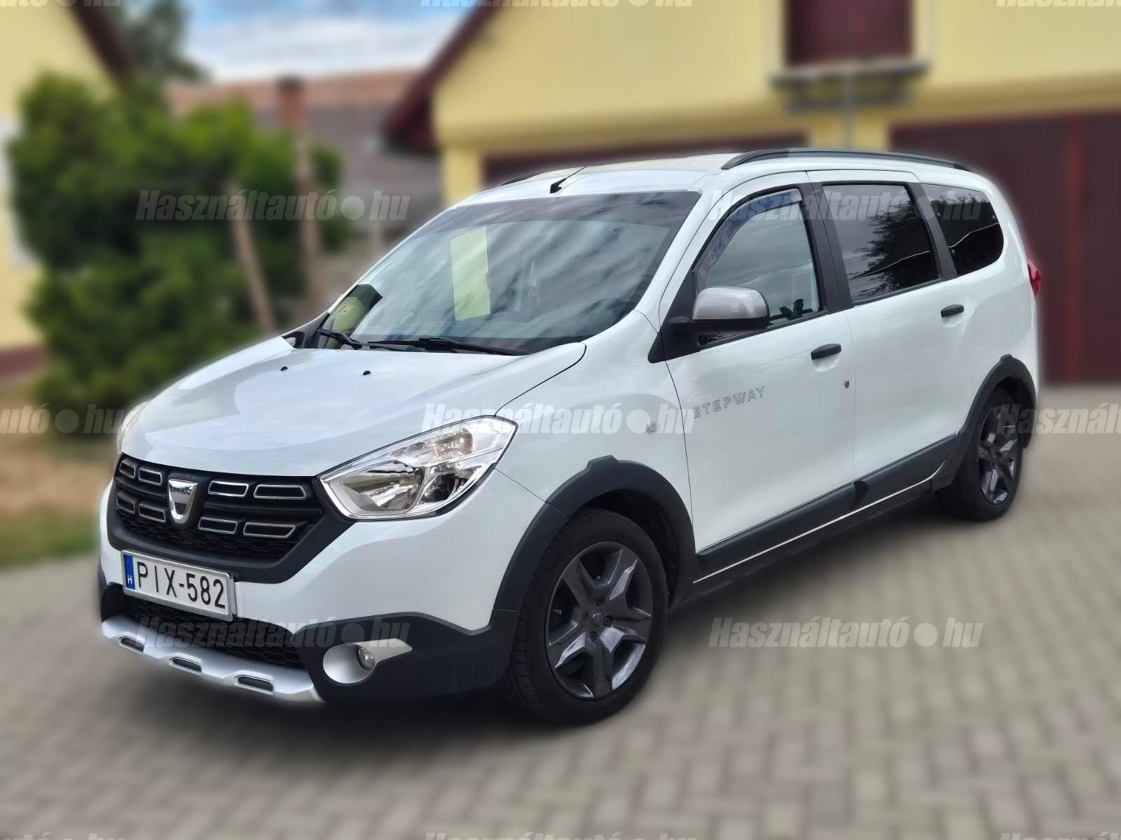 DACIA LODGY 2017/8 - 1