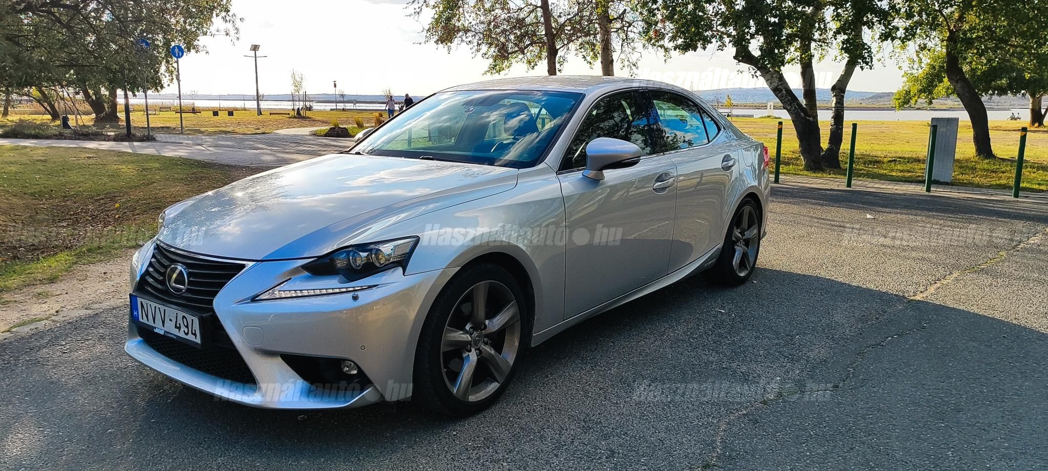 LEXUS IS 2016/8 - 1