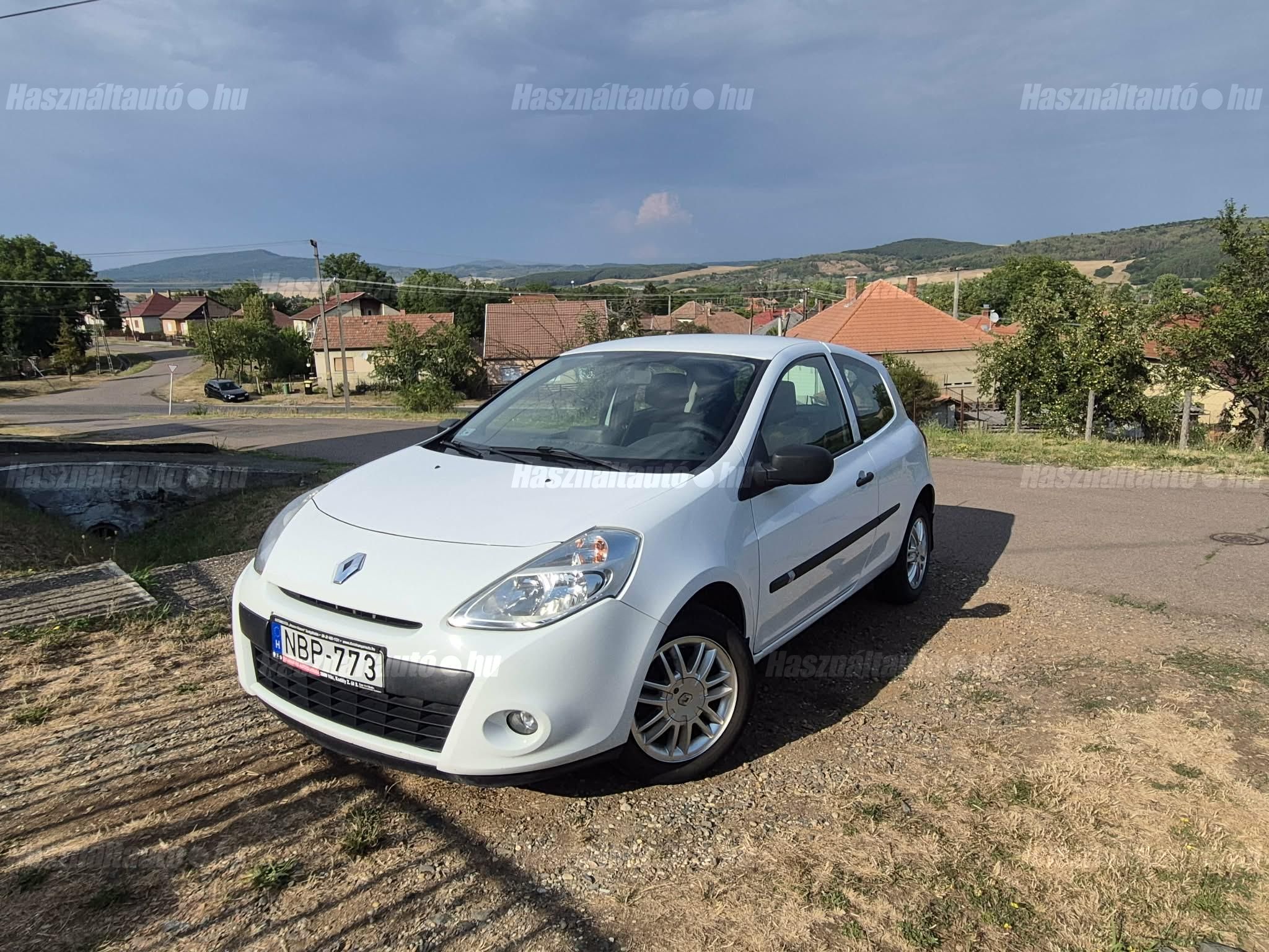 RENAULT CLIO 2011/3 - 1