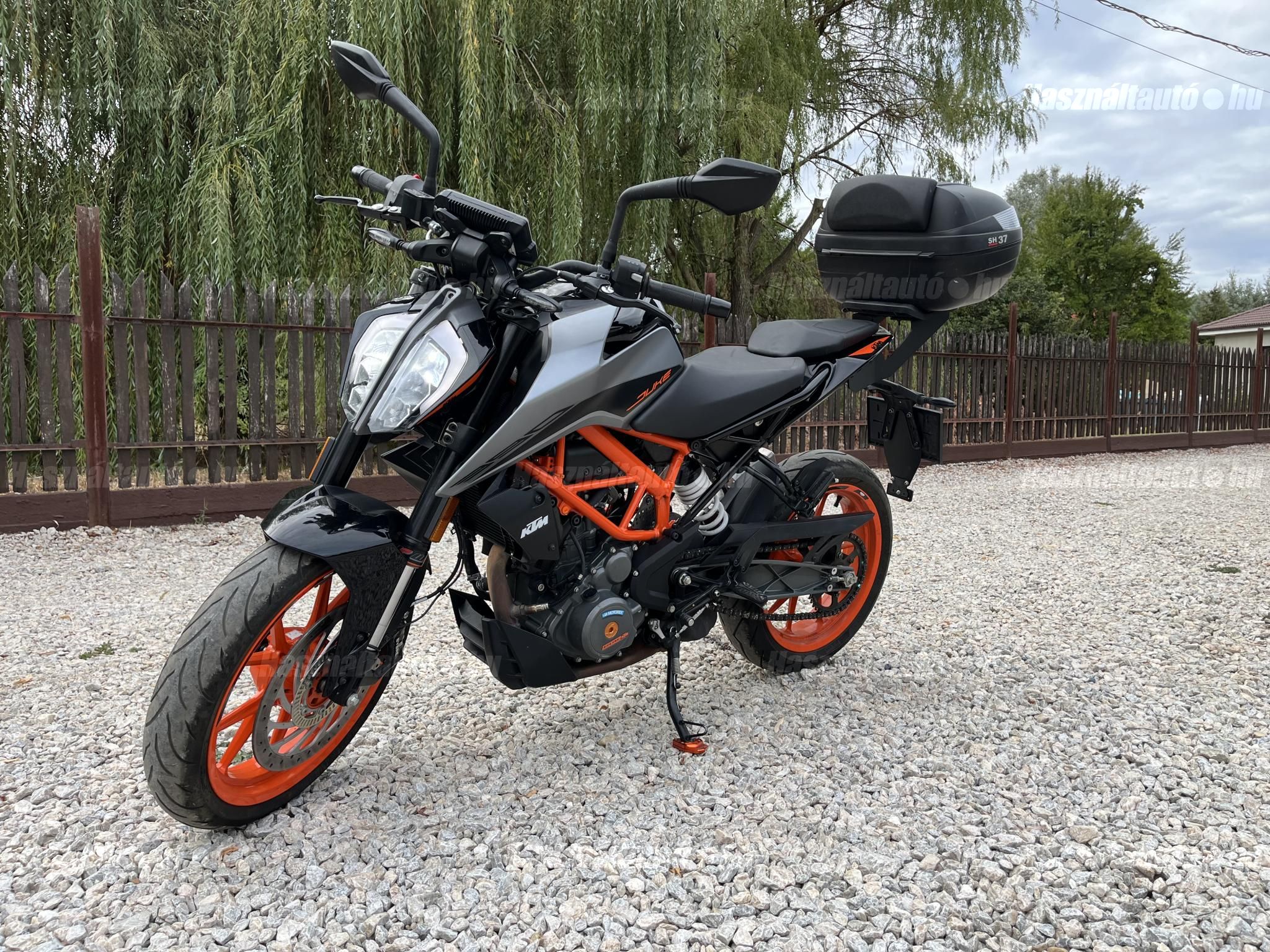 KTM 390 2022/4 - 1