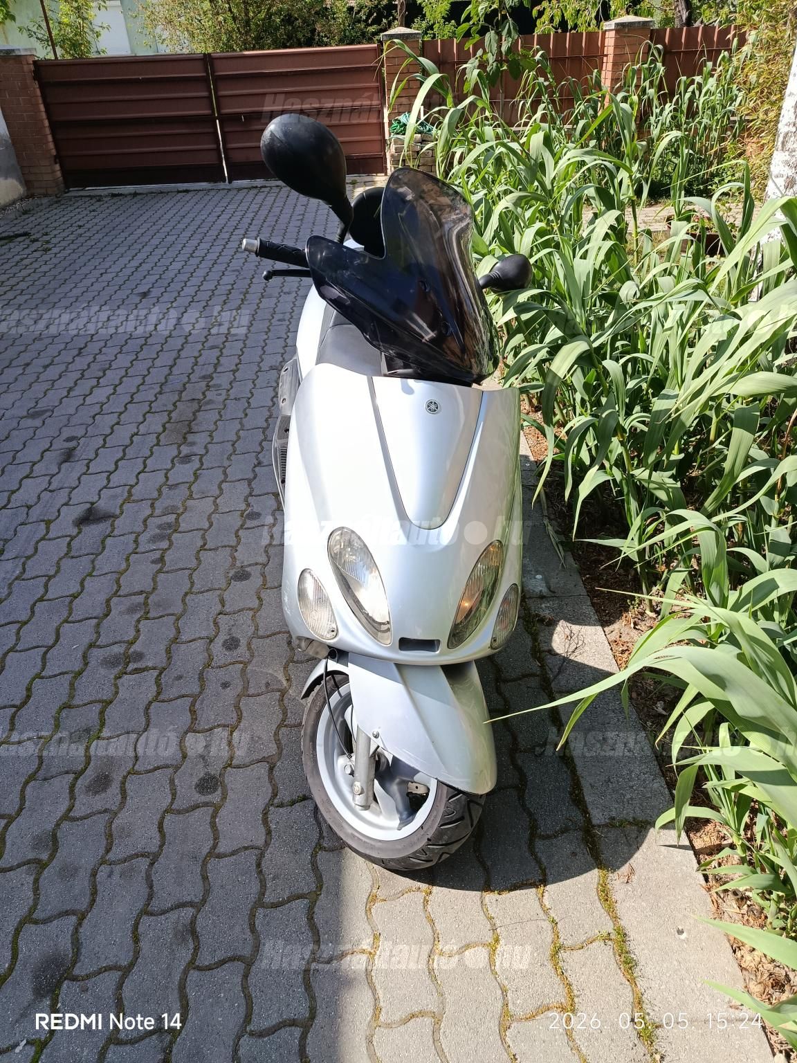 YAMAHA MAJESTY 2004/5 - 1