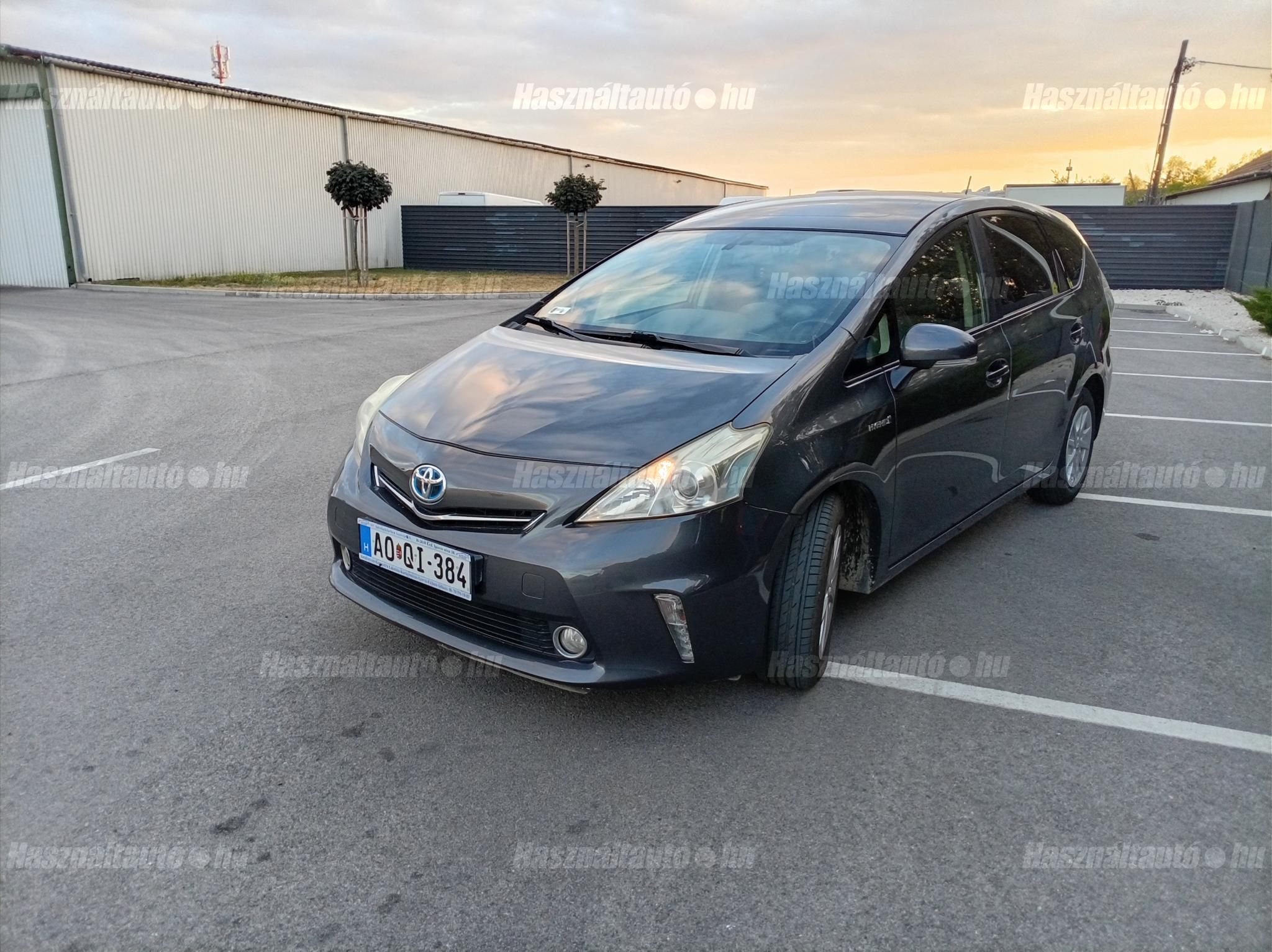 TOYOTA PRIUS+ 2013/8 - 1