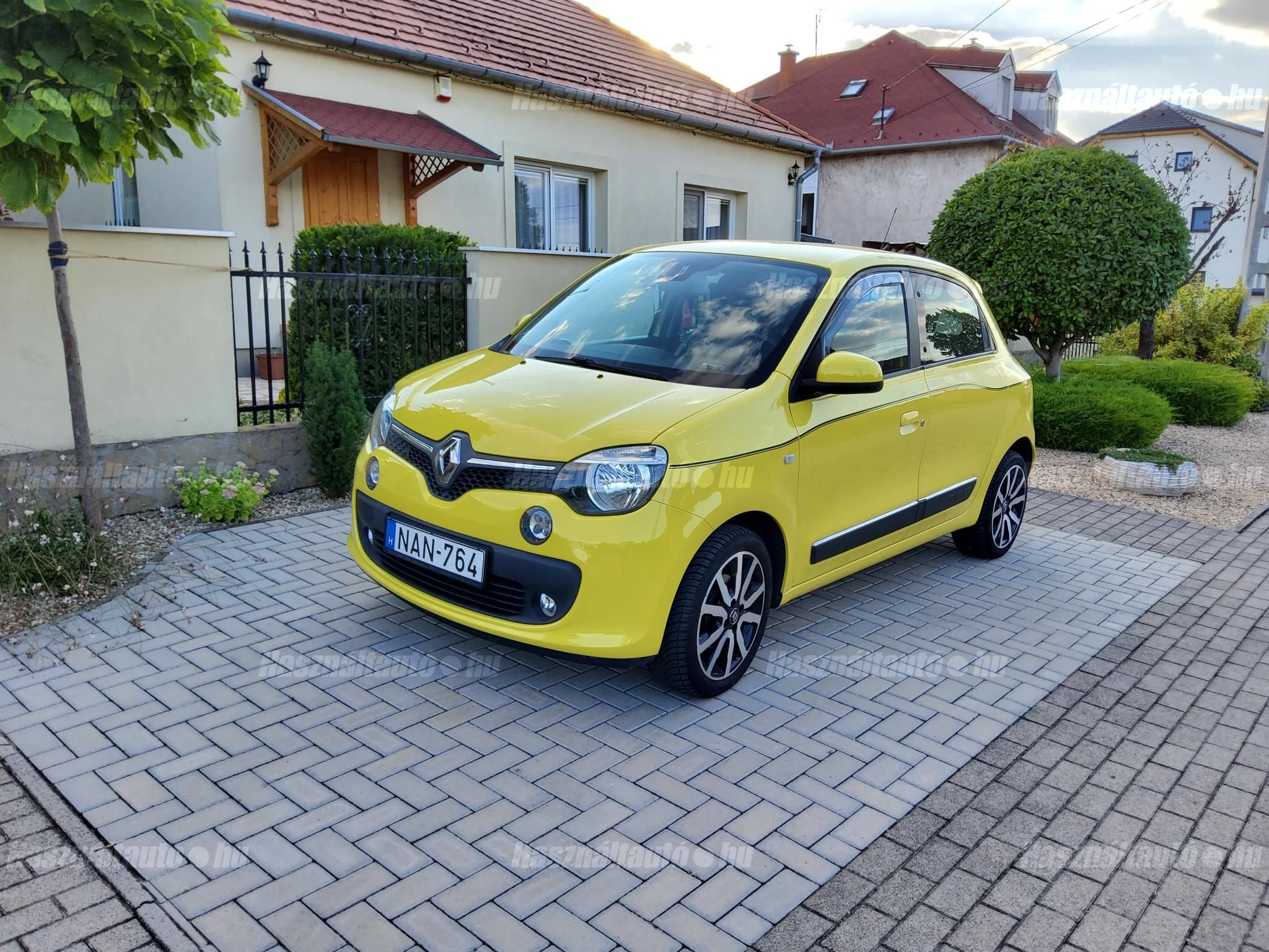 RENAULT TWINGO 2016/5 - 1