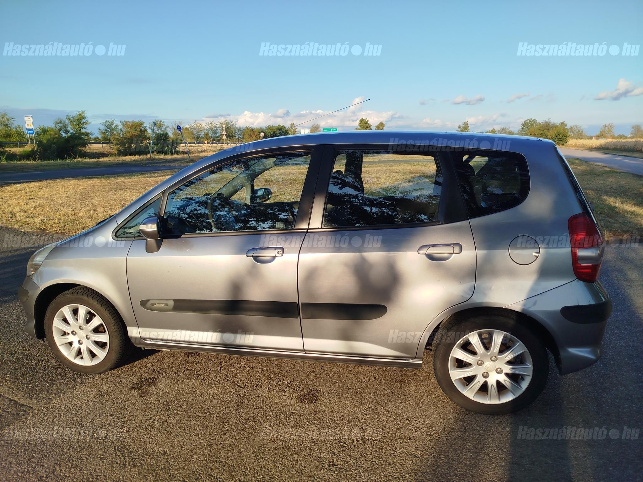 HONDA JAZZ 2006 - 1