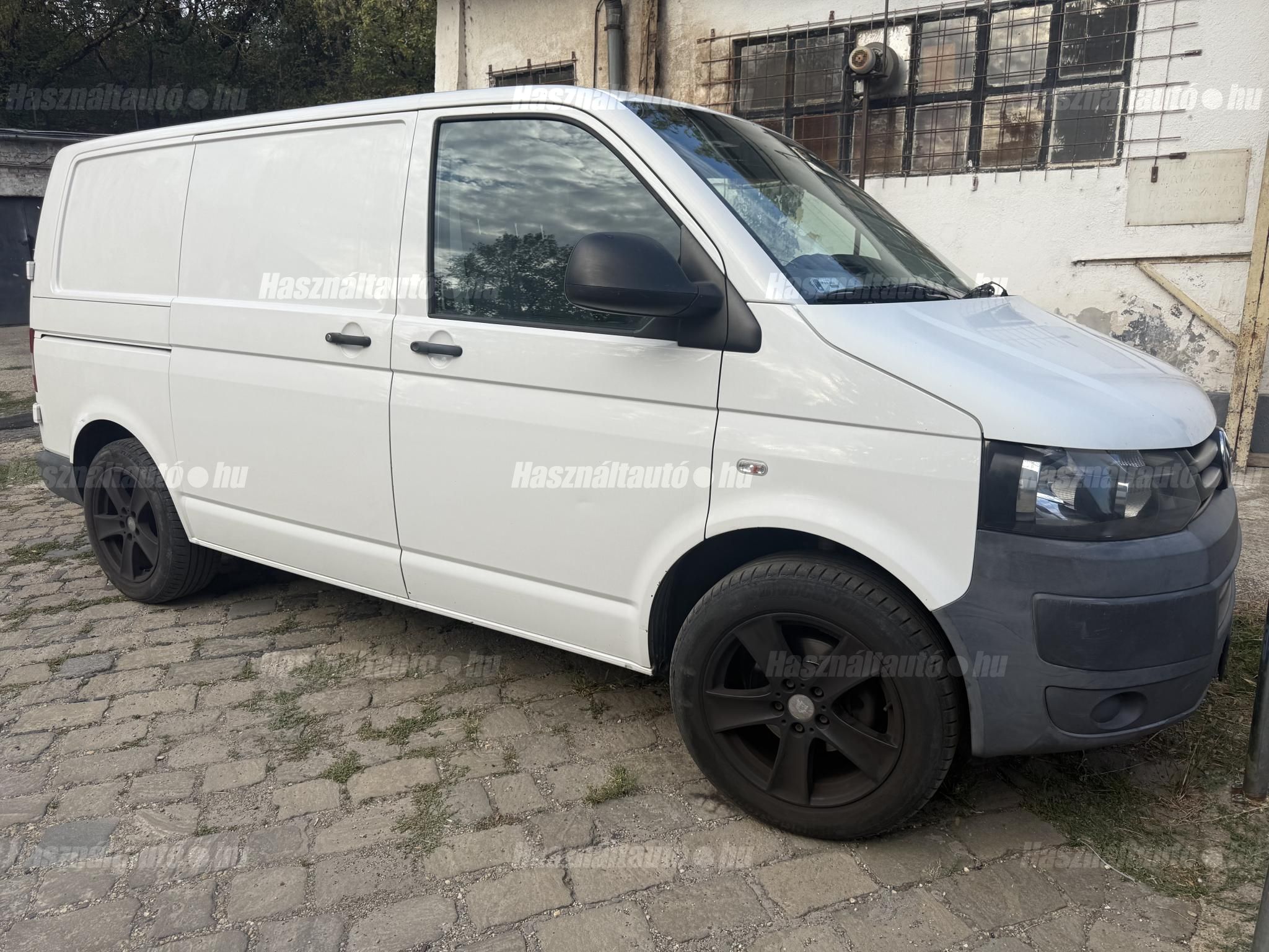 VOLKSWAGEN TRANSPORTER T5 2011/6 - 1