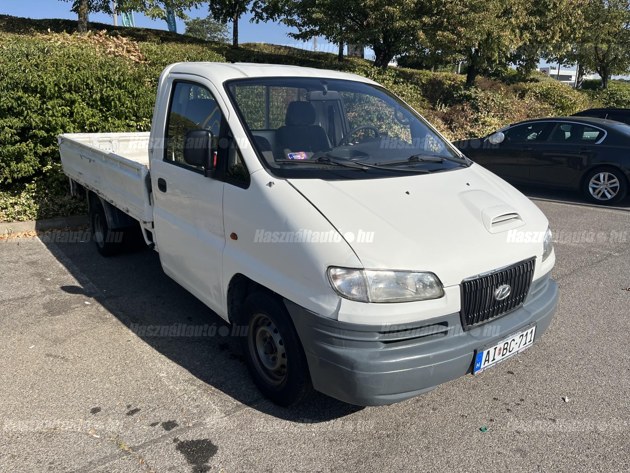 HYUNDAI H-1 2002/2 - 1