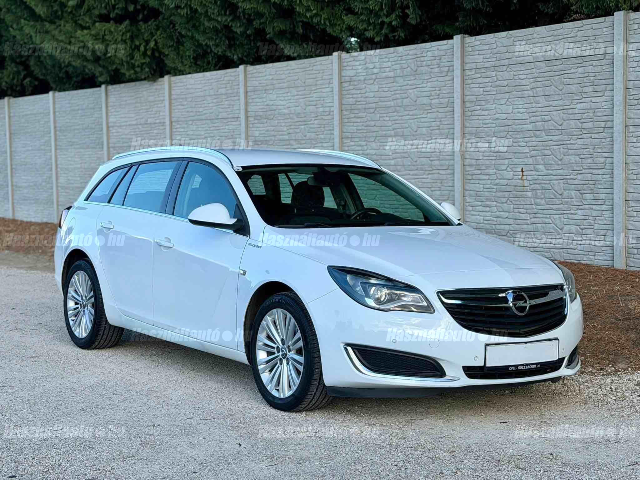 OPEL INSIGNIA 2016/8 - 1