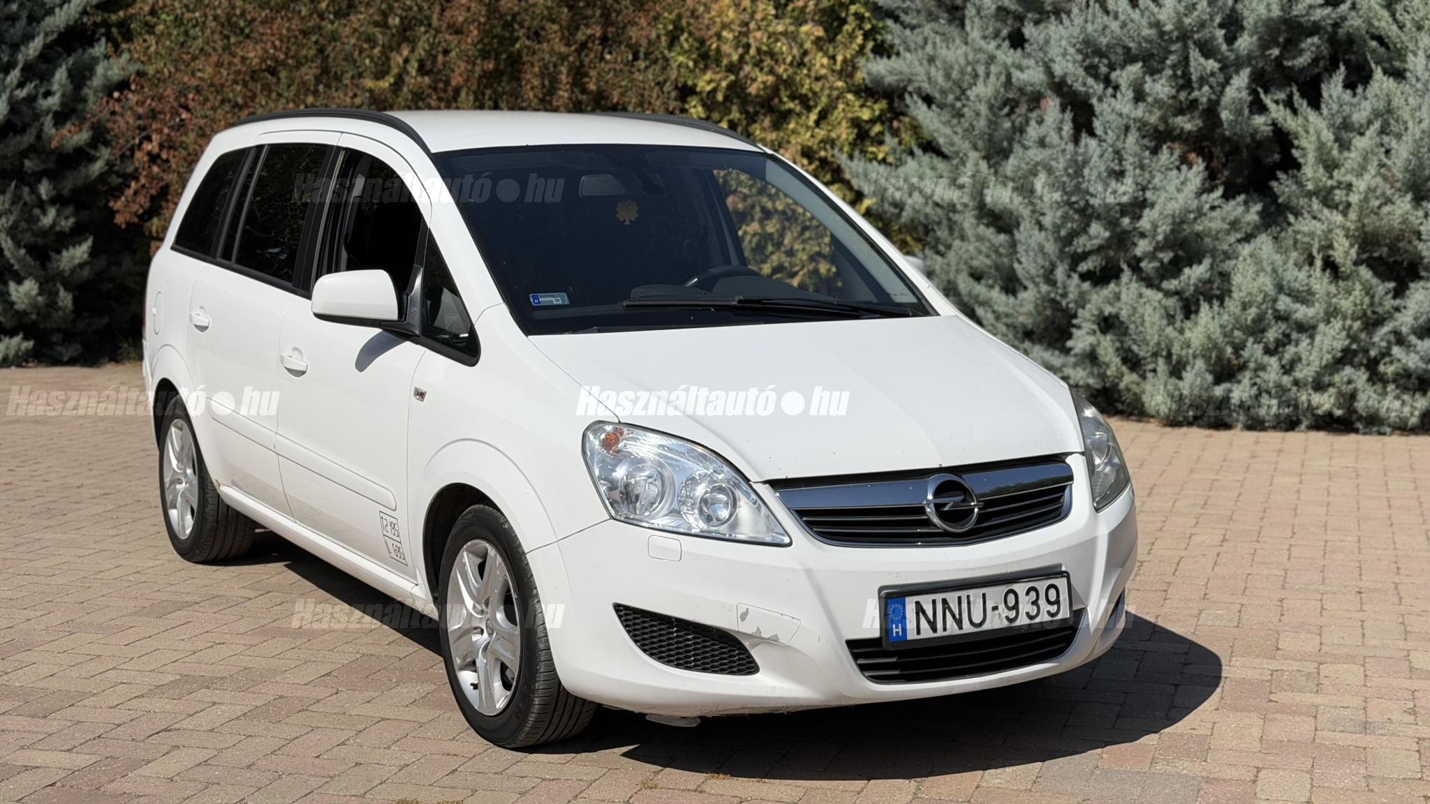 OPEL ZAFIRA B 2010/6 - 1