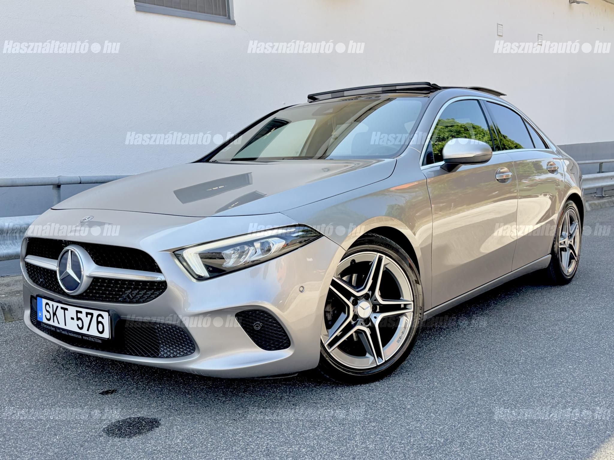 MERCEDES-BENZ A 180 2019/7 - 1