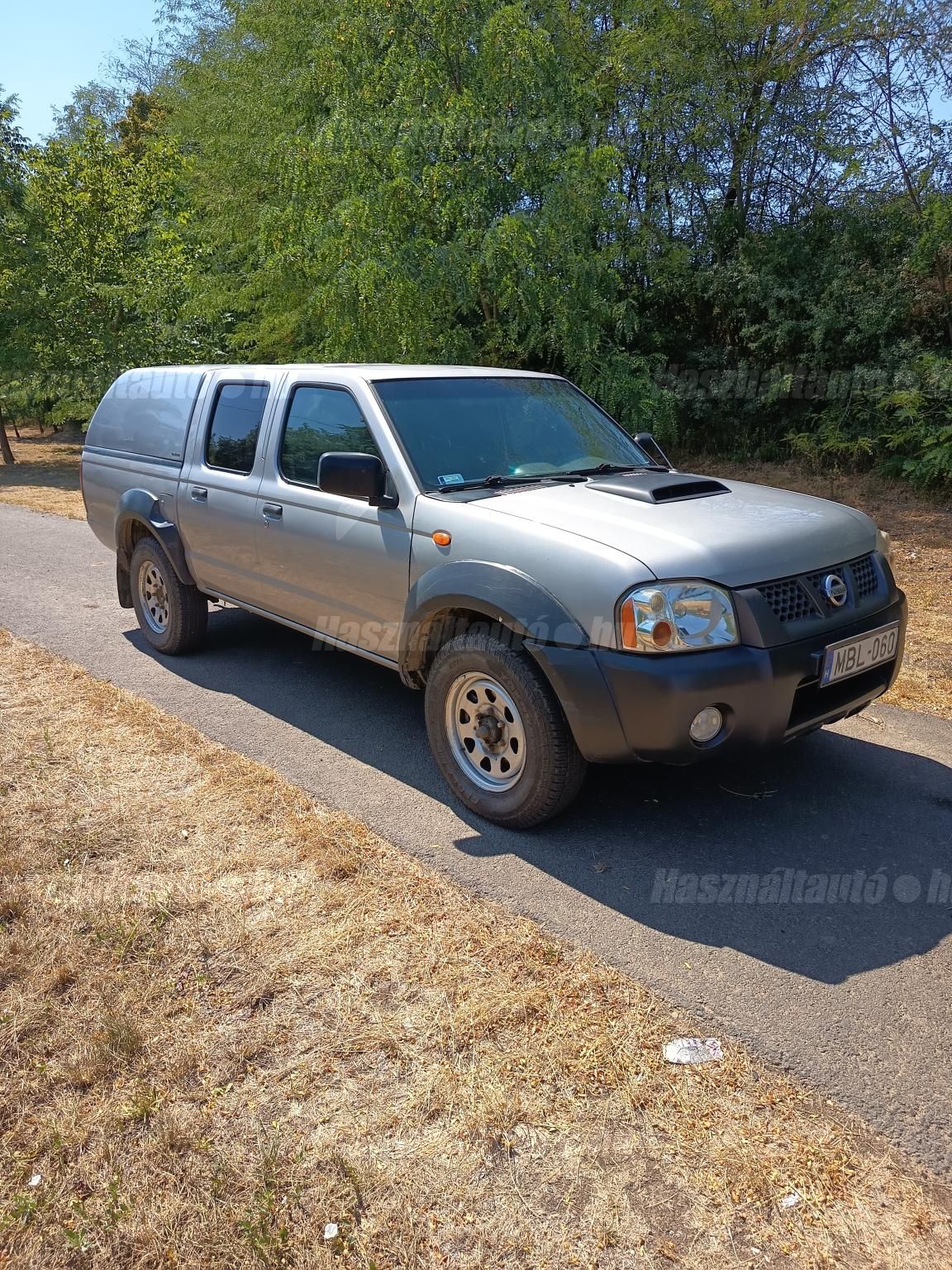NISSAN NP300 2011 - 1