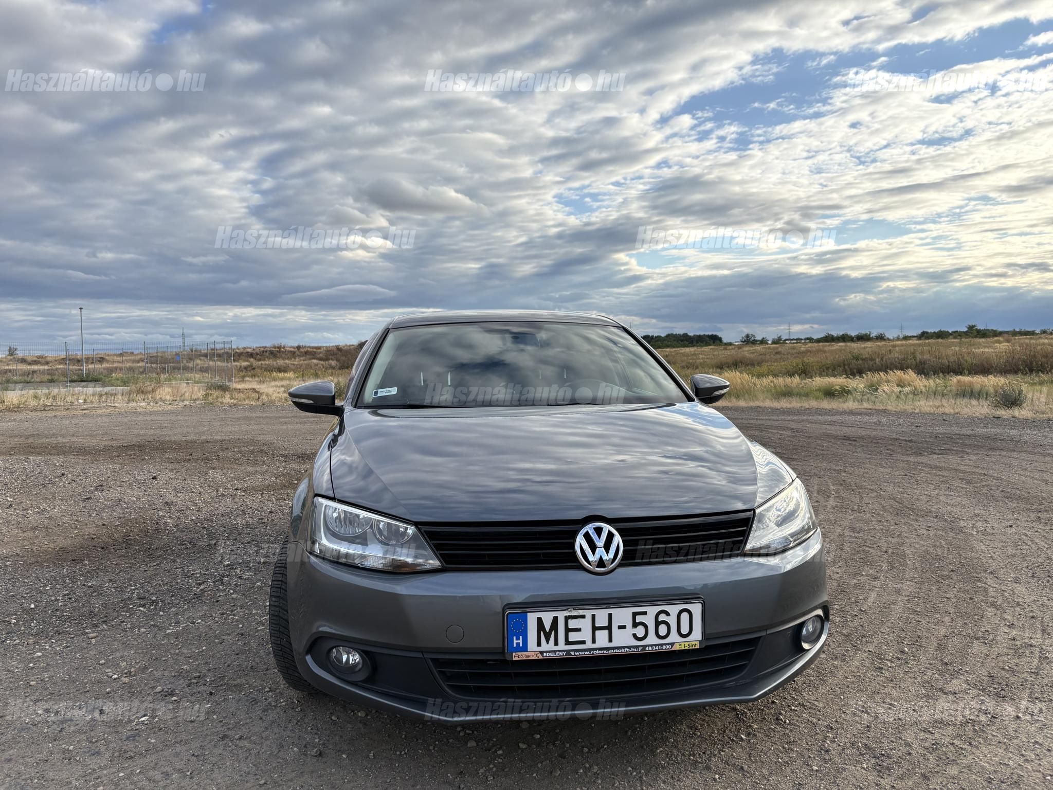VOLKSWAGEN JETTA 2012/7 - 1