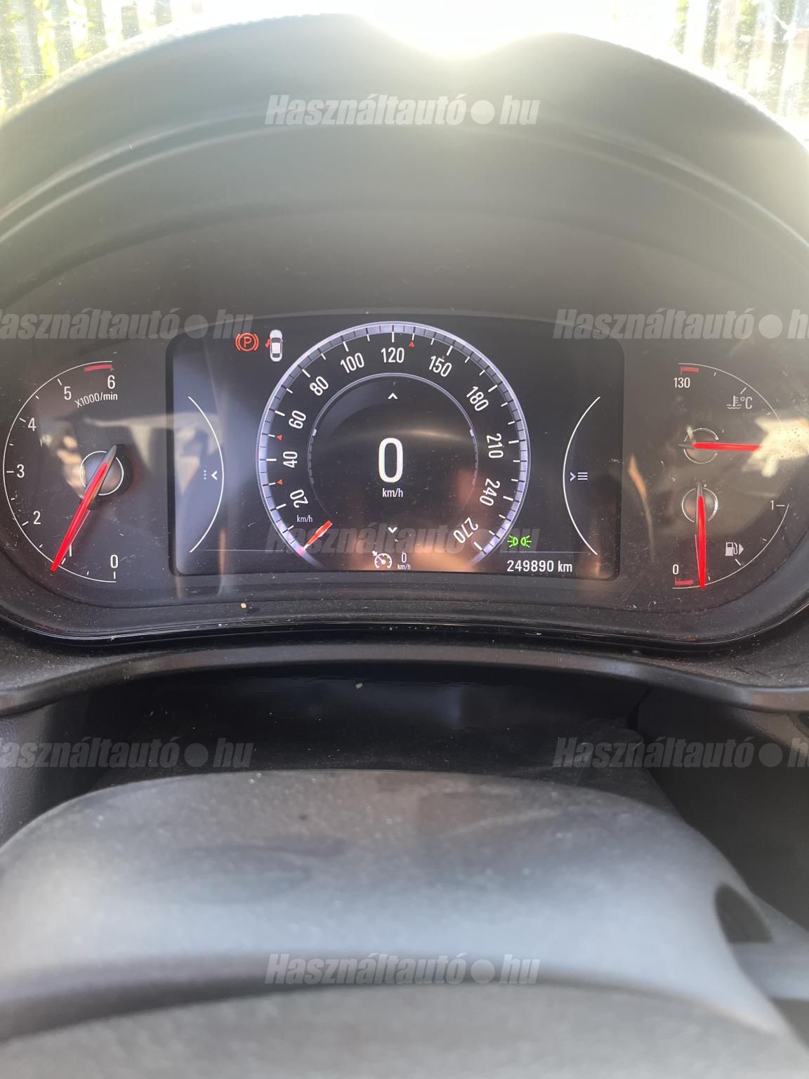 OPEL INSIGNIA 2017/6 - 1